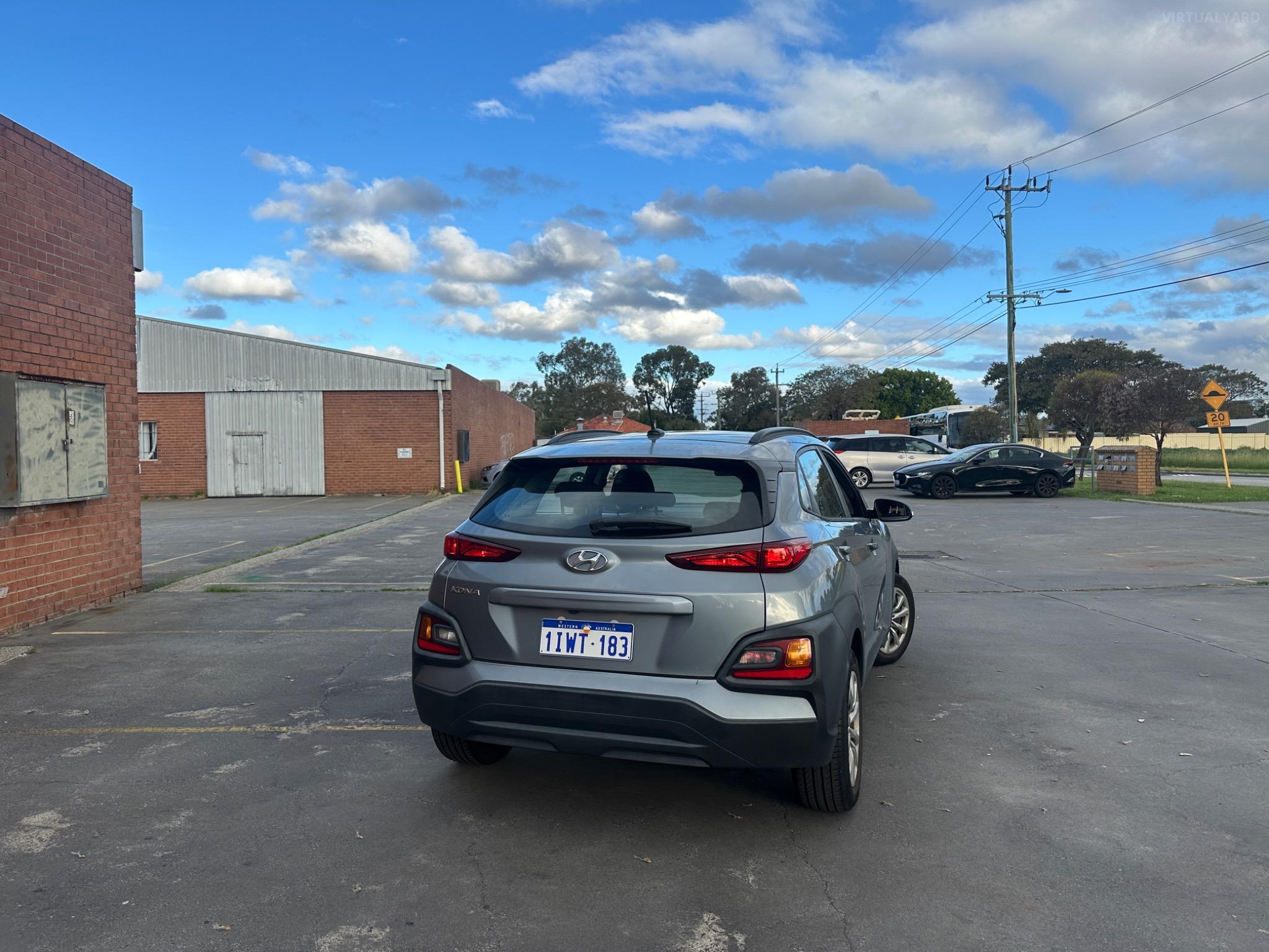 HYUNDAI KONA