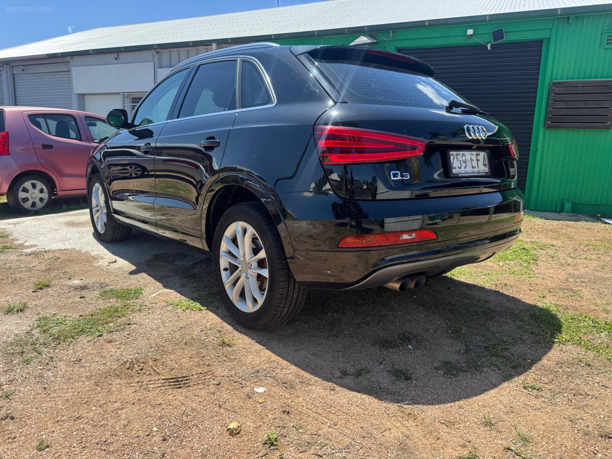 AUDI Q3