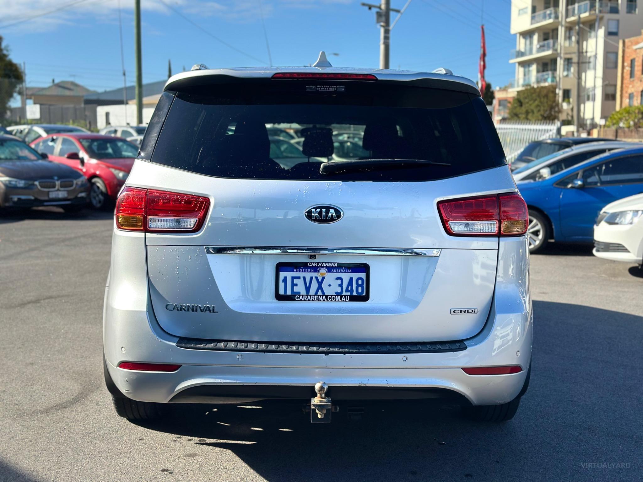 KIA CARNIVAL