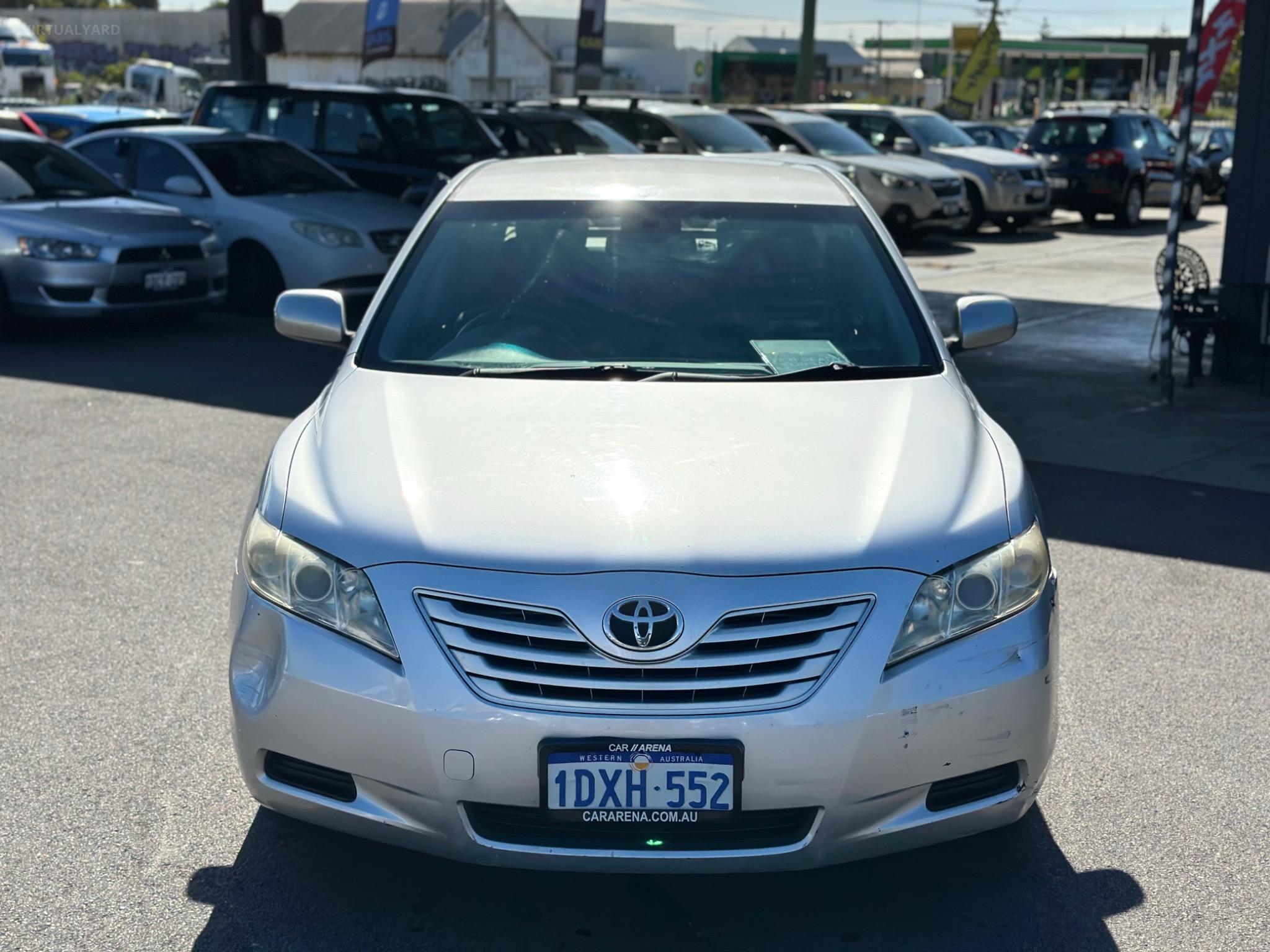TOYOTA CAMRY