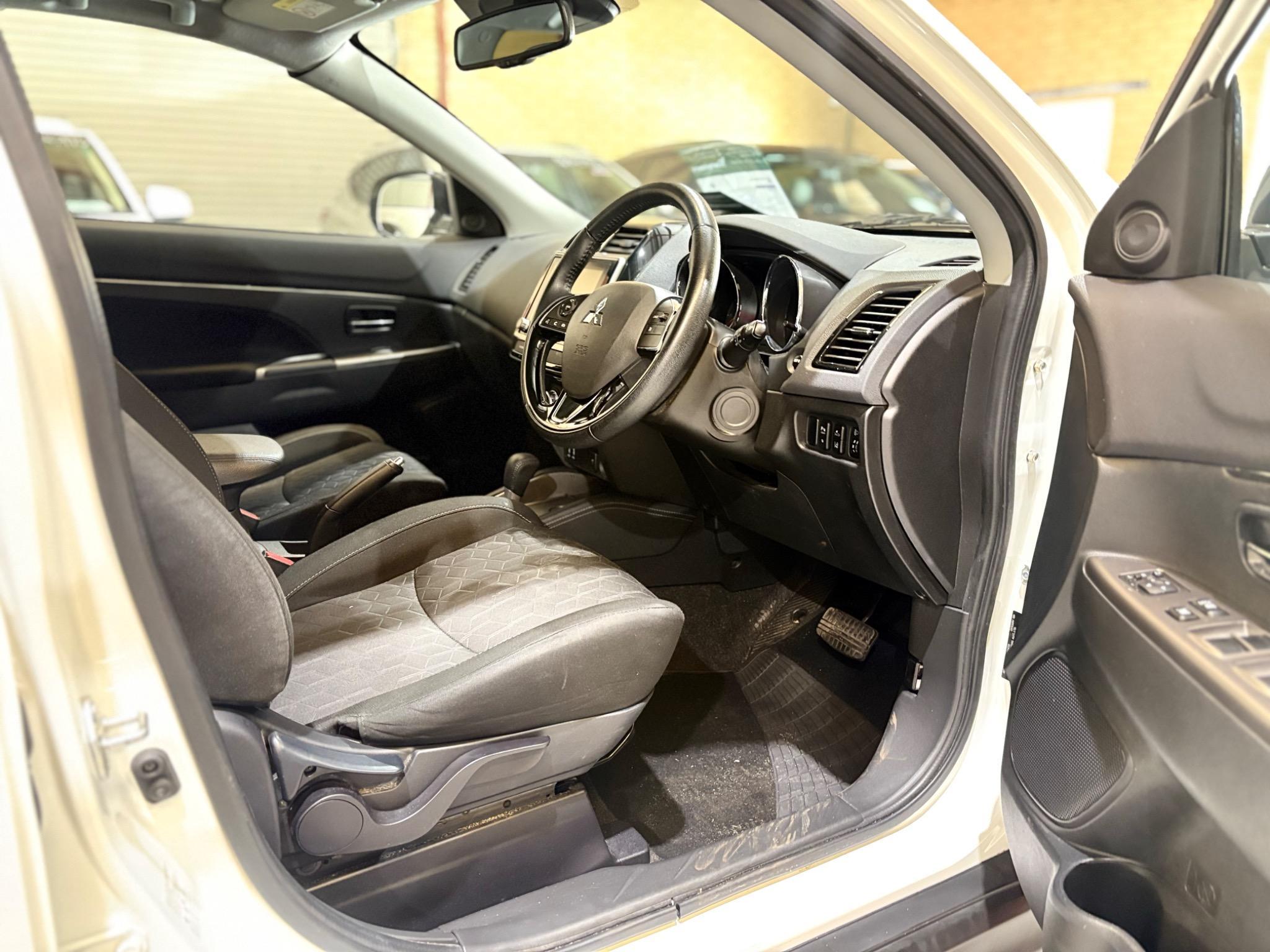 MITSUBISHI ASX