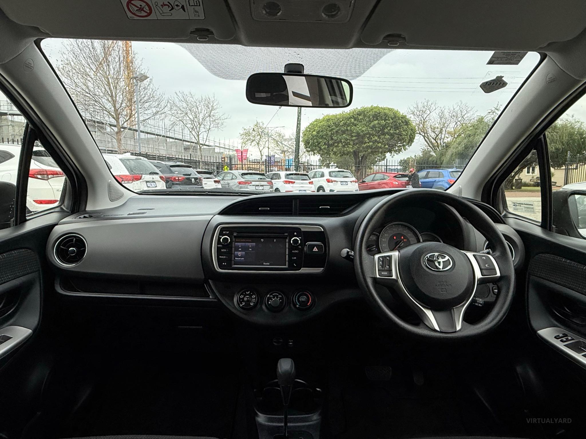 TOYOTA YARIS