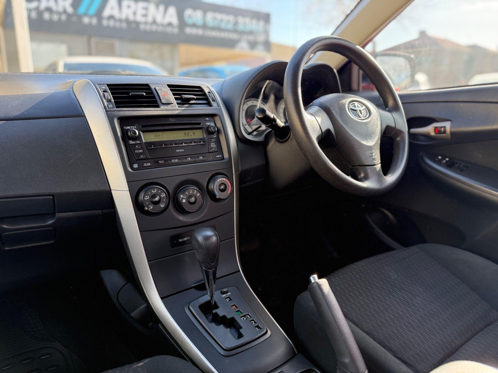 TOYOTA COROLLA