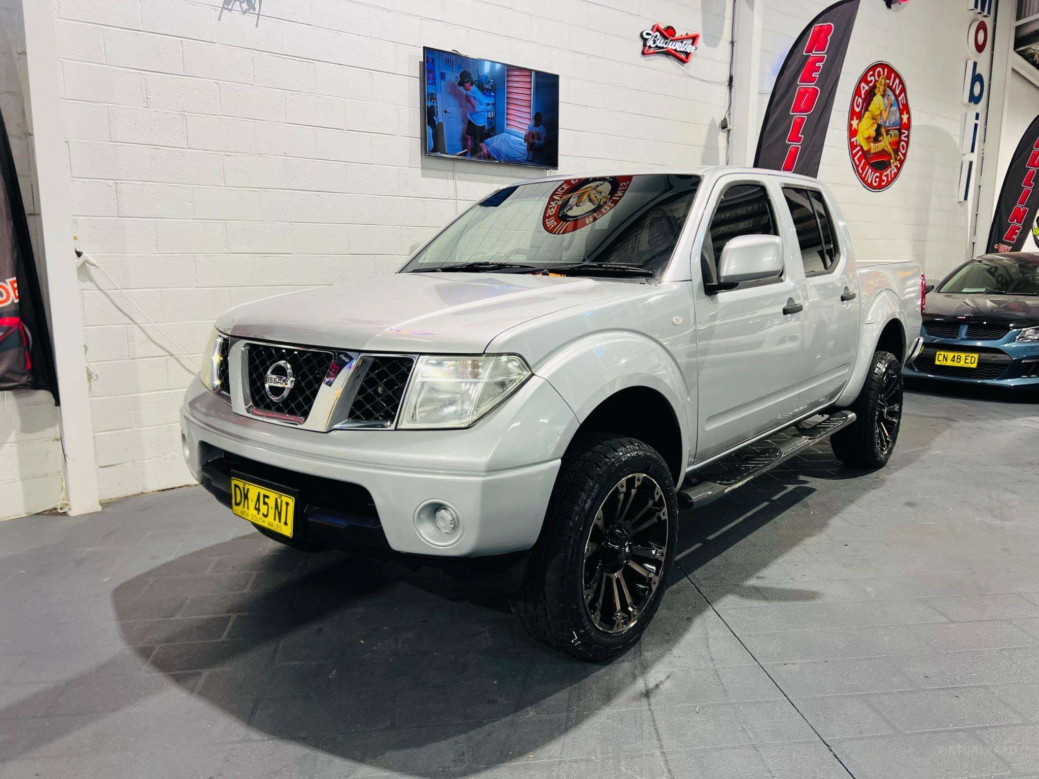NISSAN NAVARA