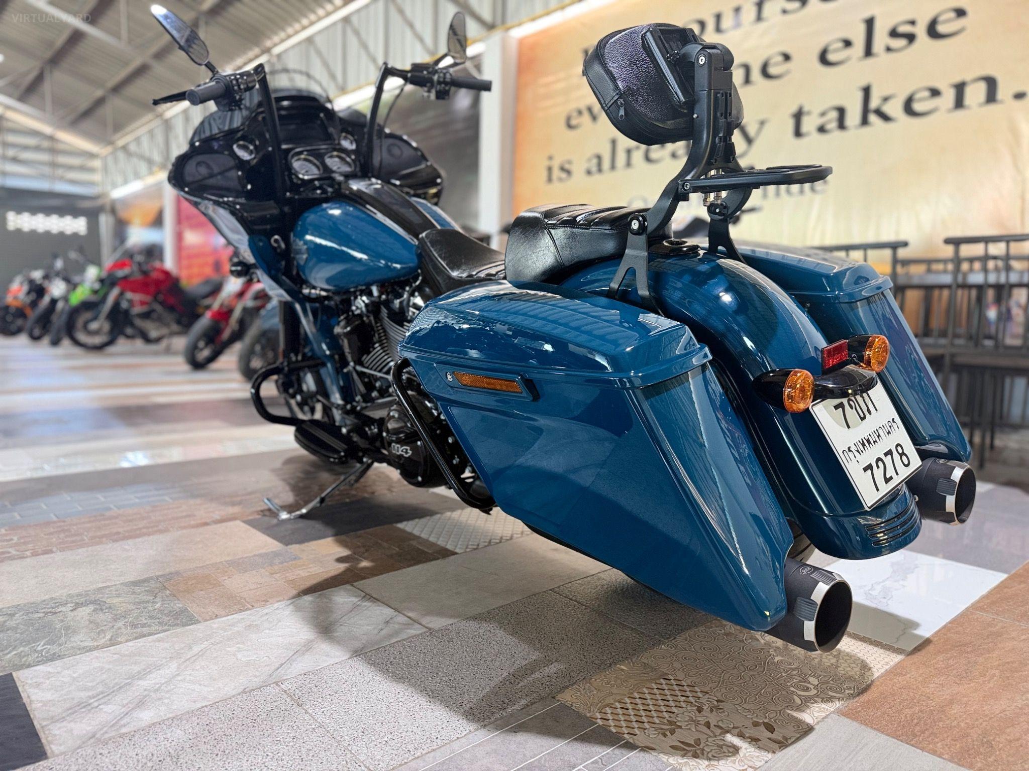 HARLEY DAVIDSON ROADGLIDE SPECIAL BLUE