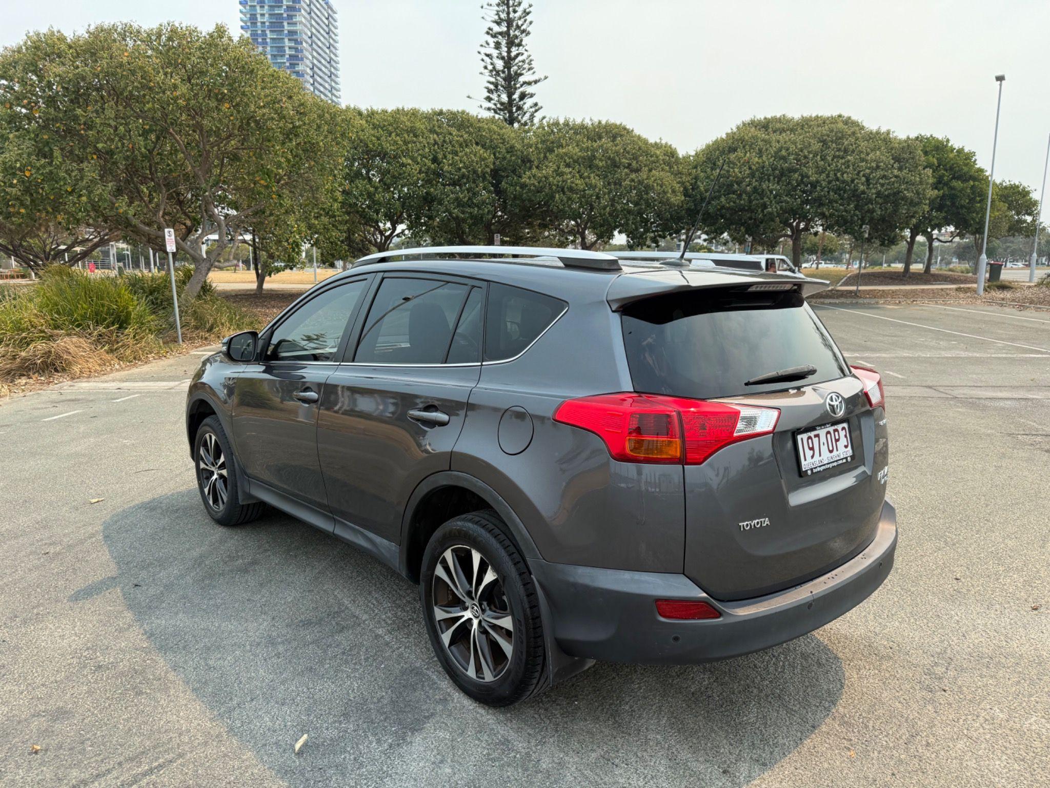 TOYOTA RAV4