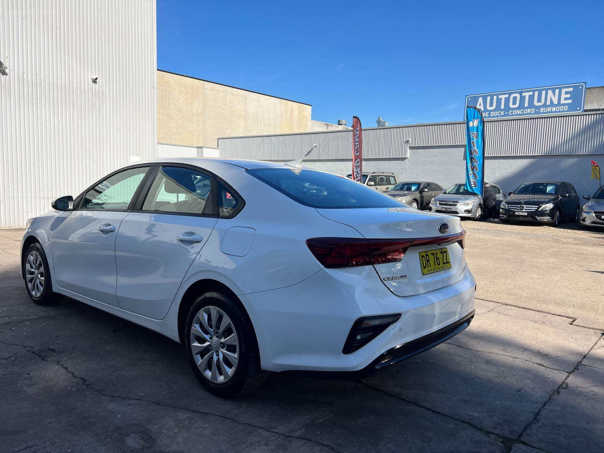 KIA CERATO