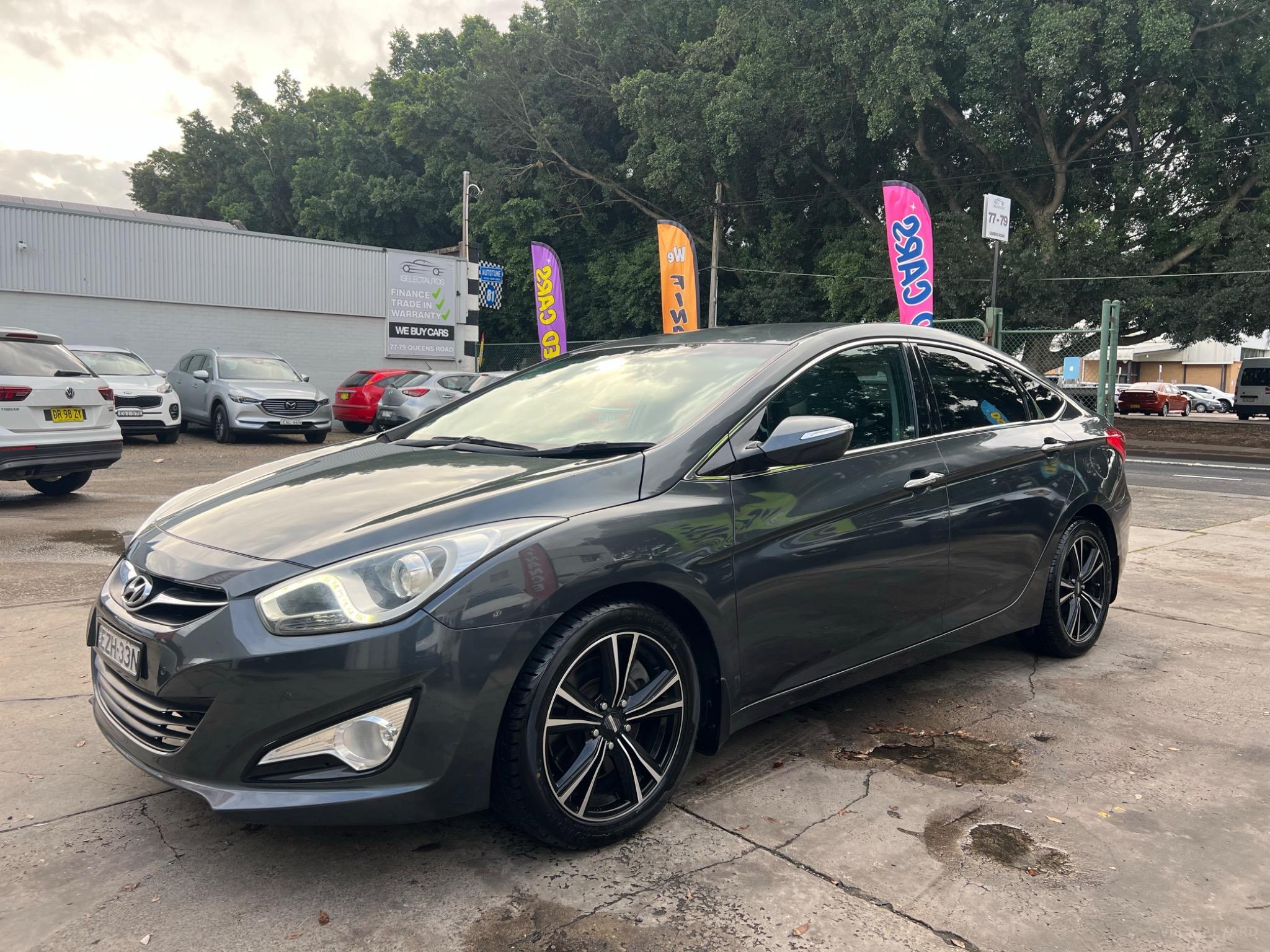 HYUNDAI i40