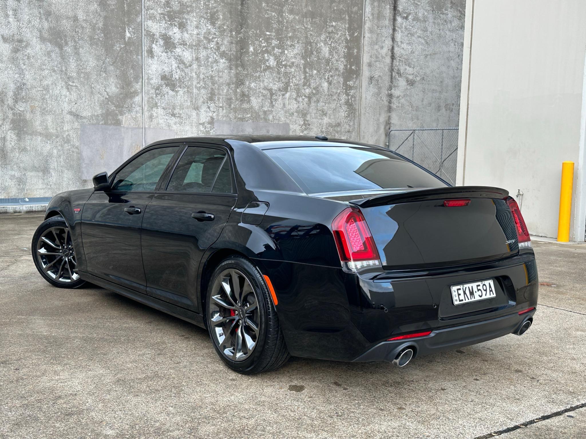 CHRYSLER 300