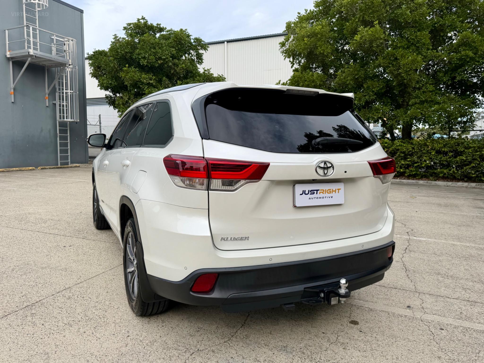 TOYOTA KLUGER