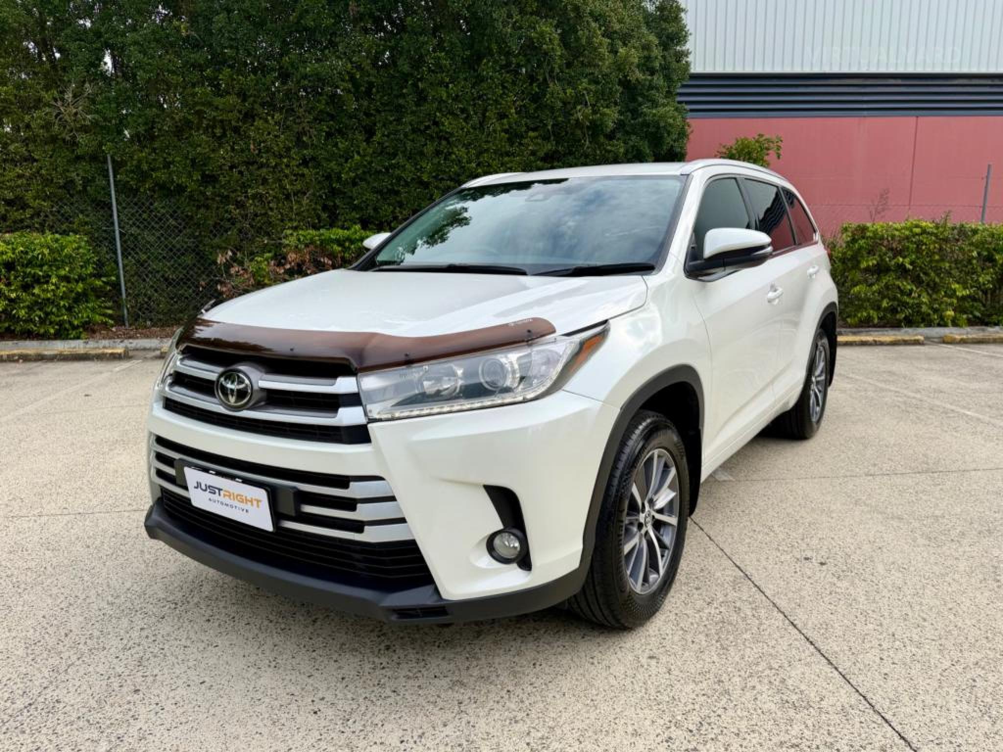 TOYOTA KLUGER
