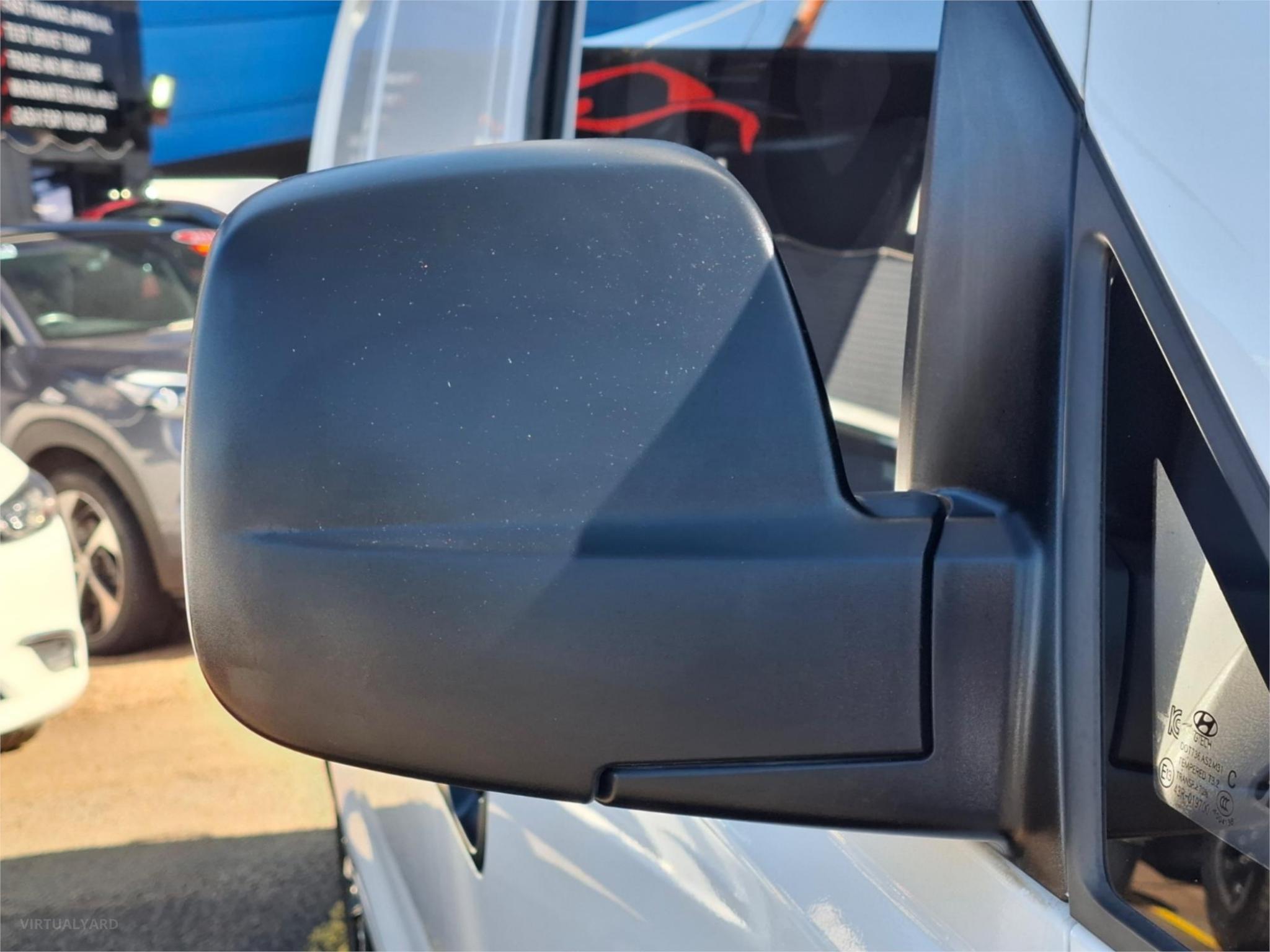 2018 HYUNDAI ILOAD TQ4 MY19 VAN 5DR AUTO 5SP 1098KG 2.5DT image 23