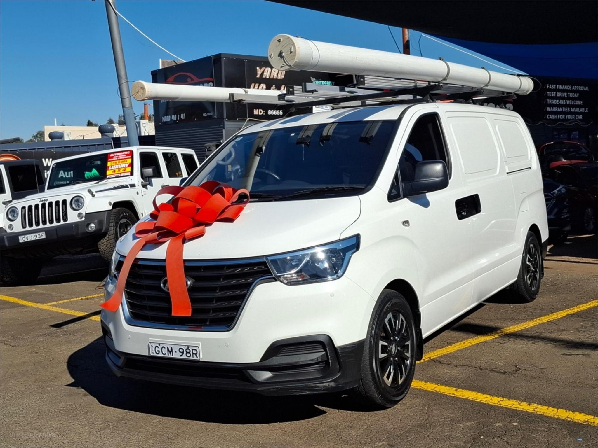 2018 HYUNDAI ILOAD TQ4 MY19 VAN 5DR AUTO 5SP 1098KG 2.5DT image 3