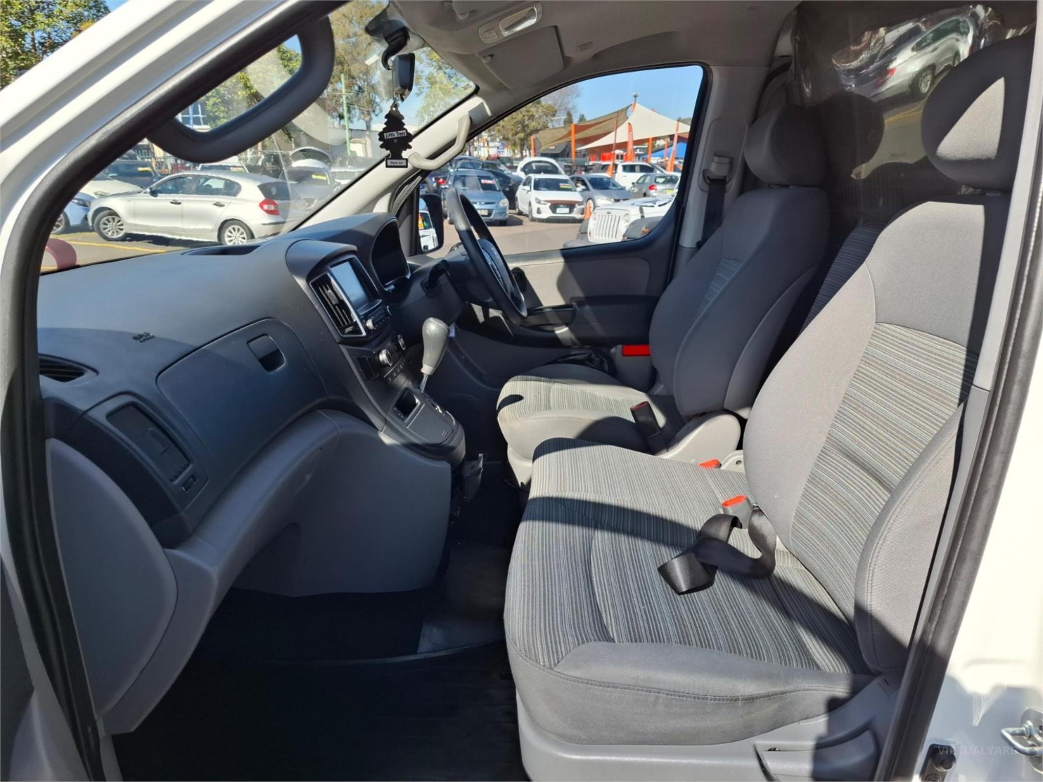 2018 HYUNDAI ILOAD TQ4 MY19 VAN 5DR AUTO 5SP 1098KG 2.5DT image 16