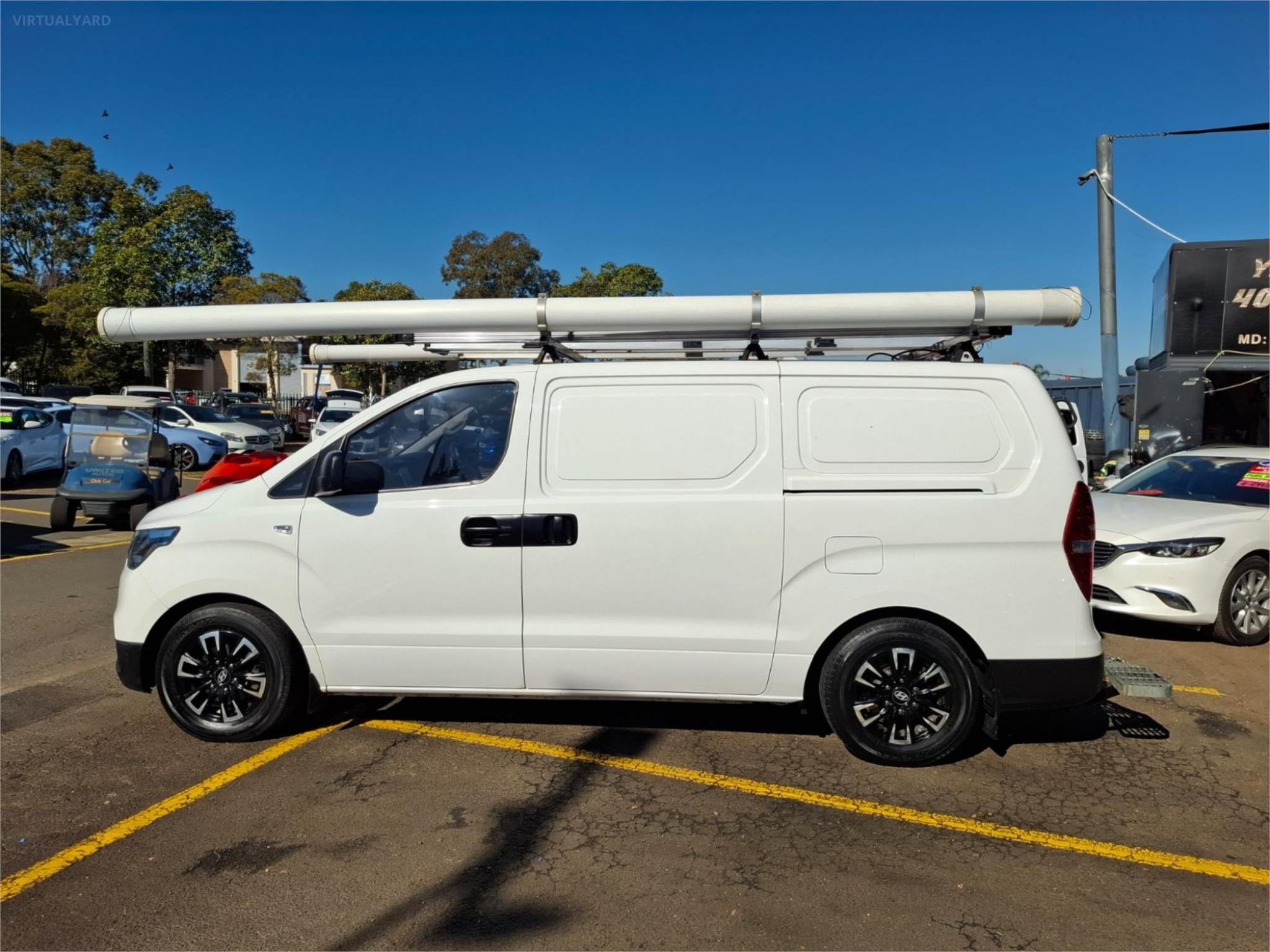 2018 HYUNDAI ILOAD TQ4 MY19 VAN 5DR AUTO 5SP 1098KG 2.5DT image 4