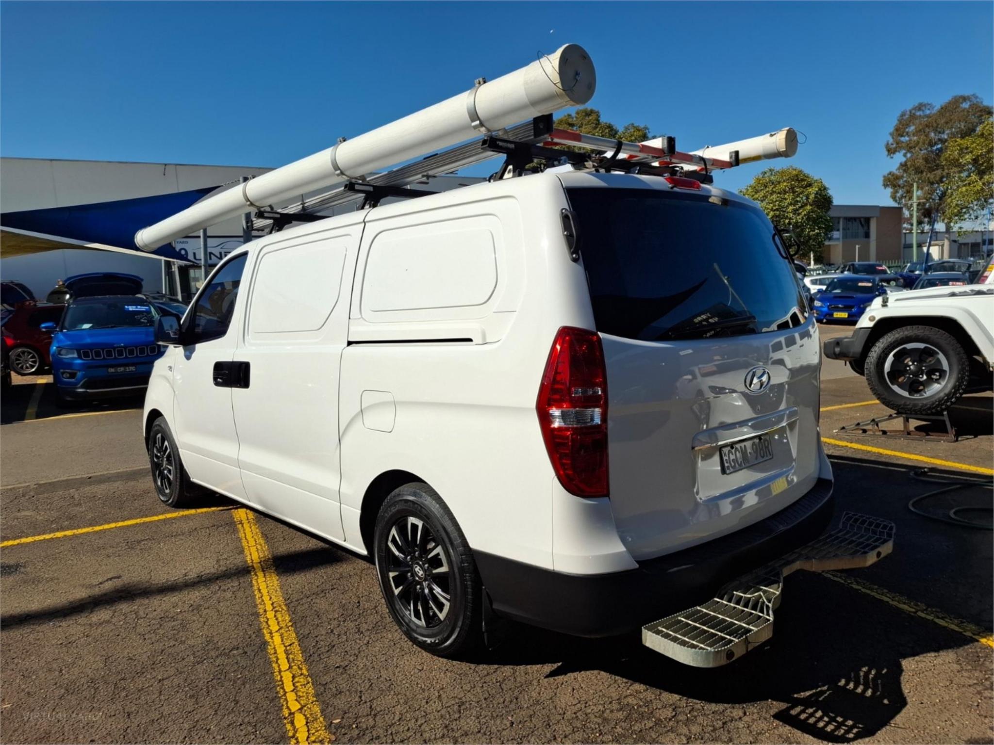 2018 HYUNDAI ILOAD TQ4 MY19 VAN 5DR AUTO 5SP 1098KG 2.5DT image 5