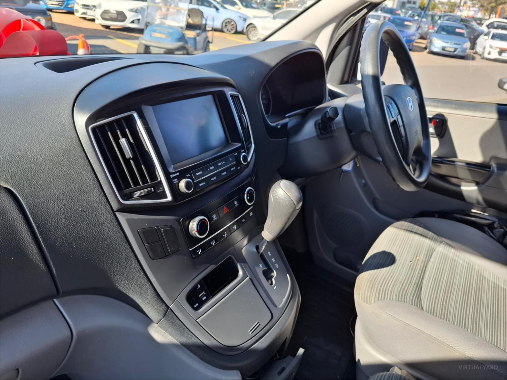 2018 HYUNDAI ILOAD TQ4 MY19 VAN 5DR AUTO 5SP 1098KG 2.5DT image 15