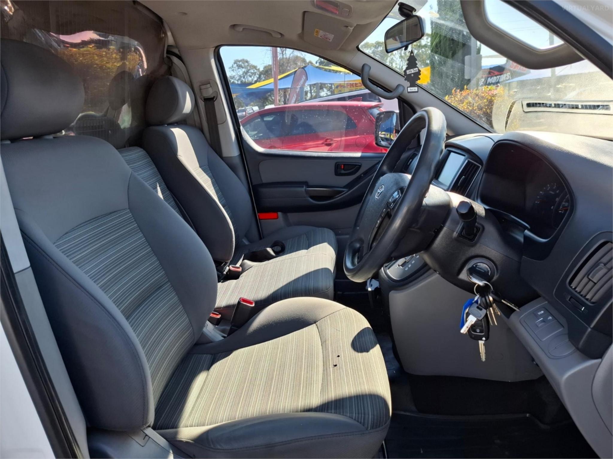2018 HYUNDAI ILOAD TQ4 MY19 VAN 5DR AUTO 5SP 1098KG 2.5DT image 10