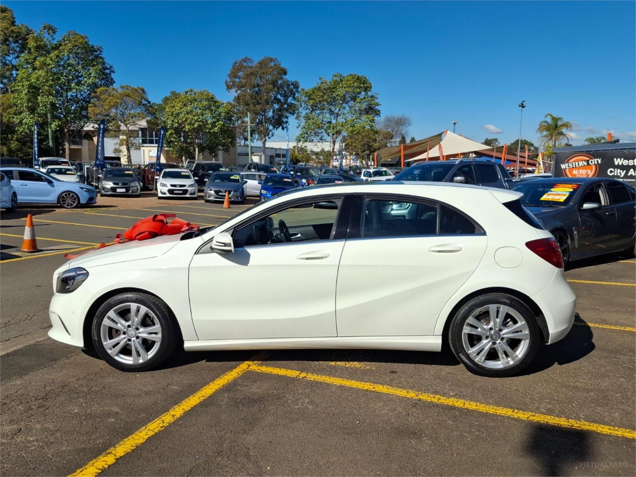 2017 MERCEDES-BENZ A-CLASS W176 A180 HATCHBACK 5DR D-CT 7SP 1.6T image 4