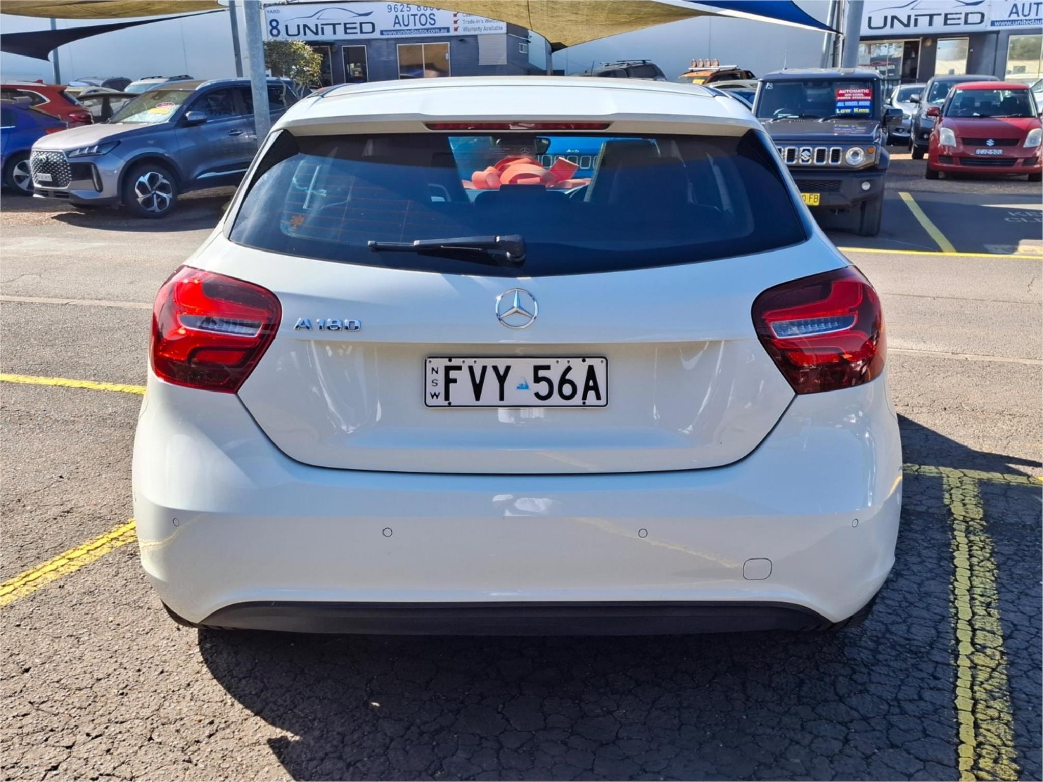 2017 MERCEDES-BENZ A-CLASS W176 A180 HATCHBACK 5DR D-CT 7SP 1.6T image 6