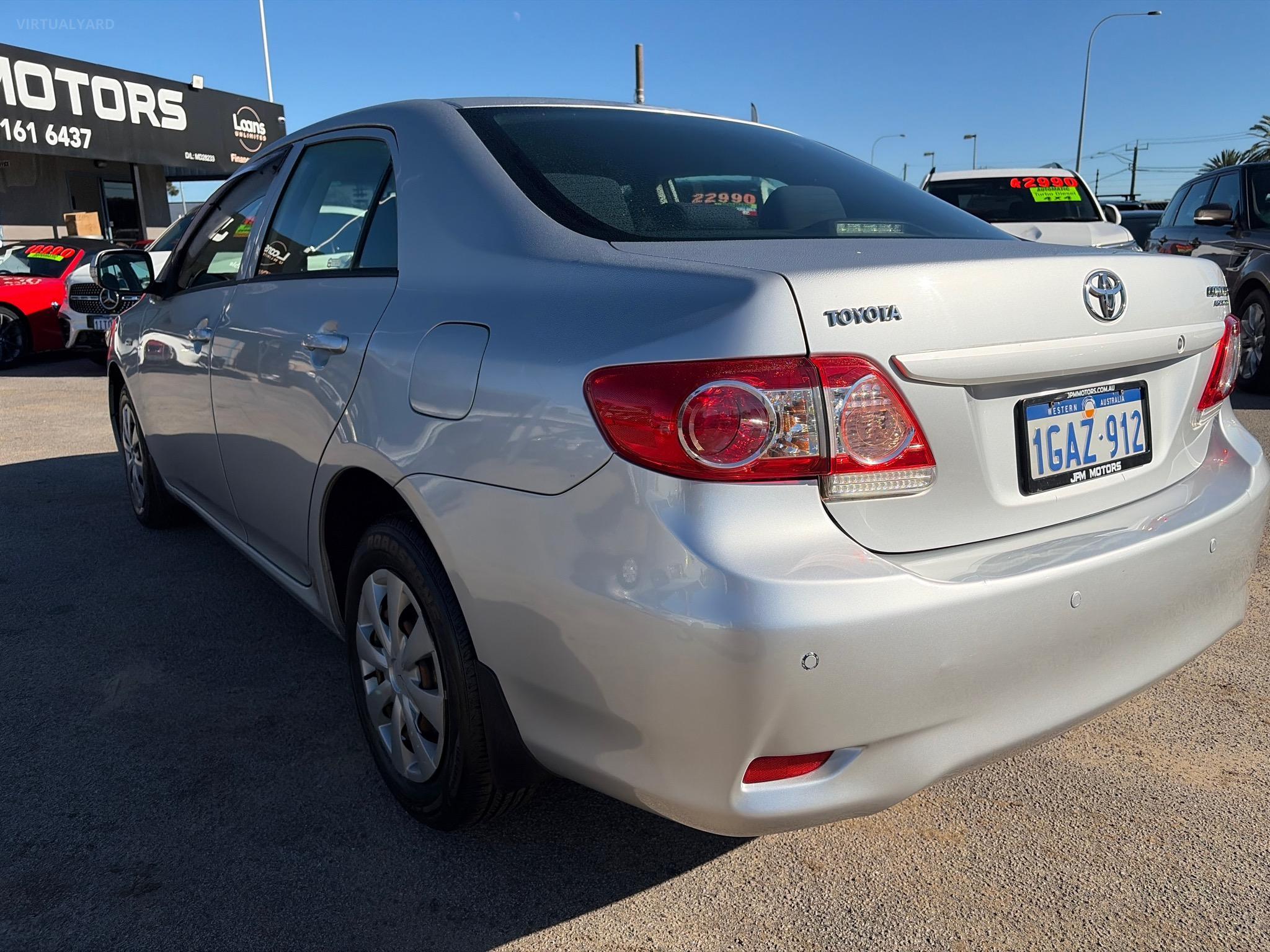 TOYOTA COROLLA