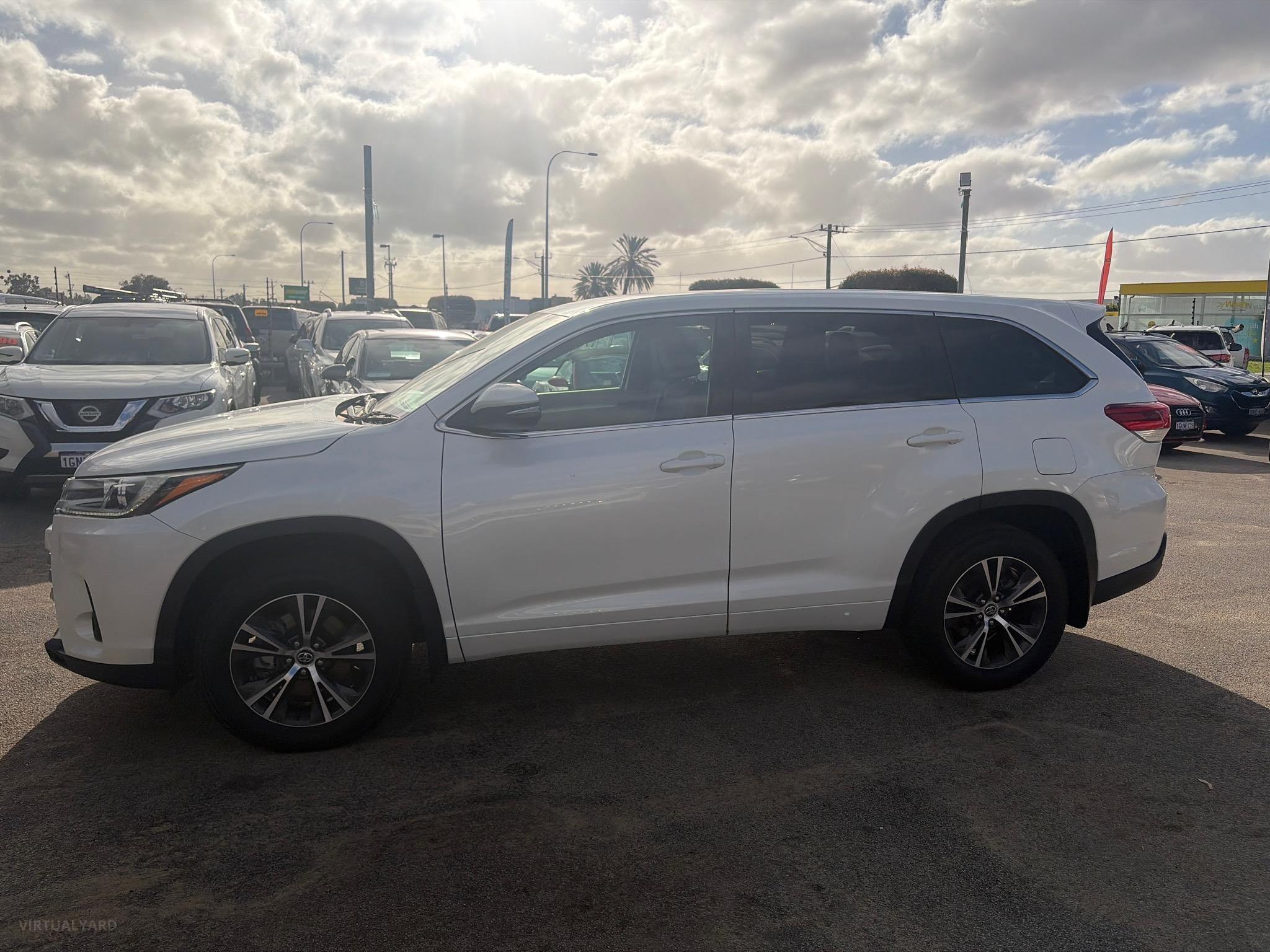 TOYOTA KLUGER