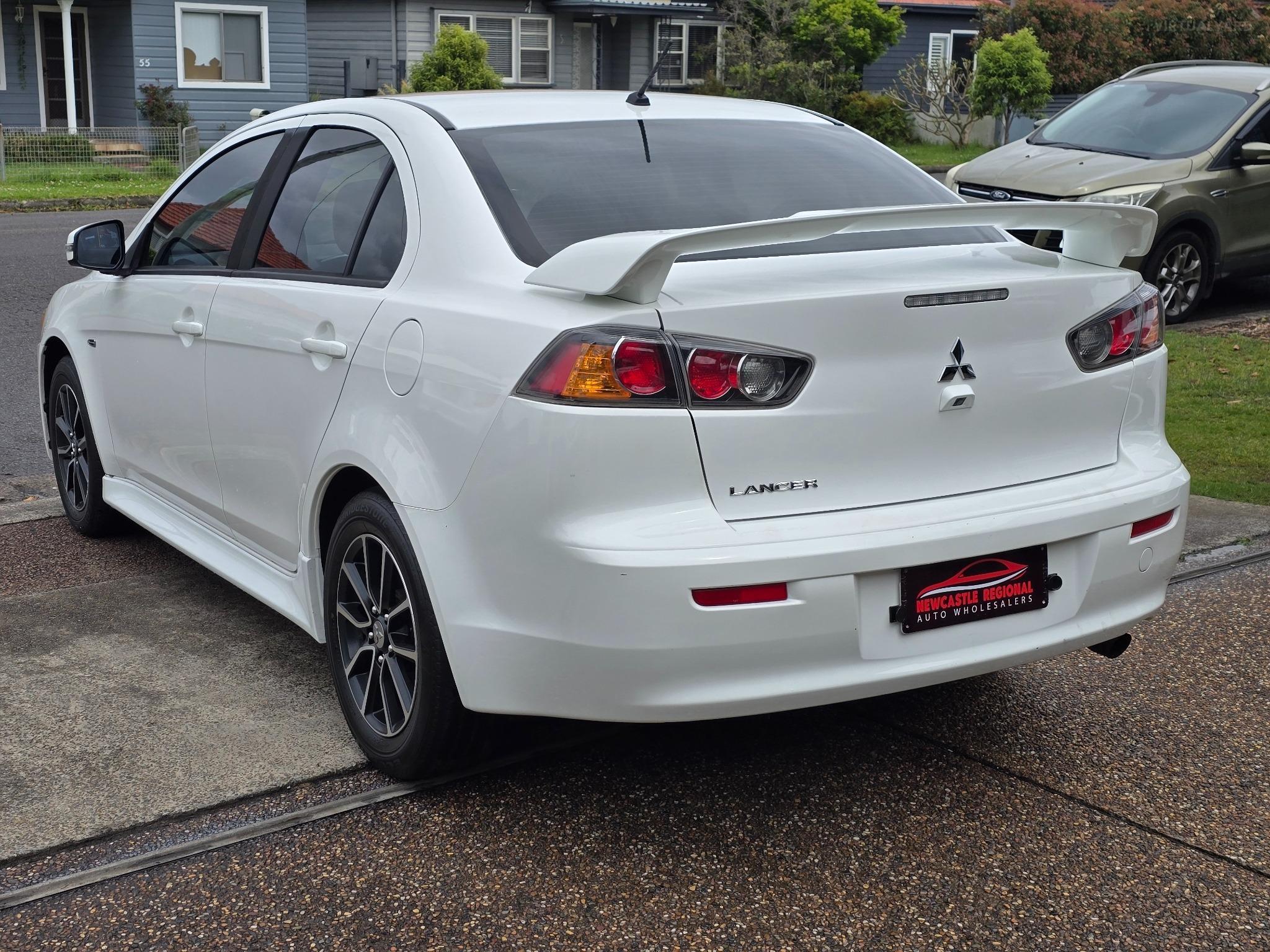 MITSUBISHI LANCER
