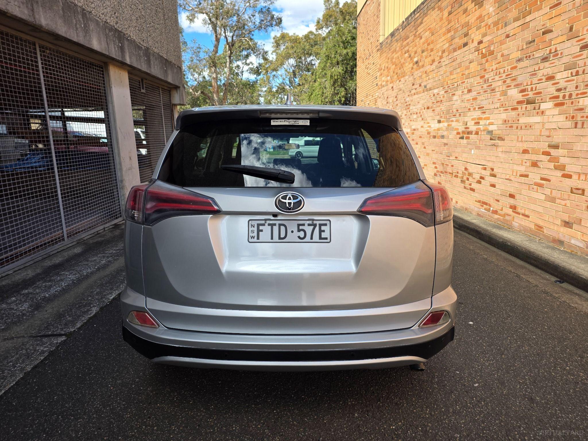 TOYOTA RAV4