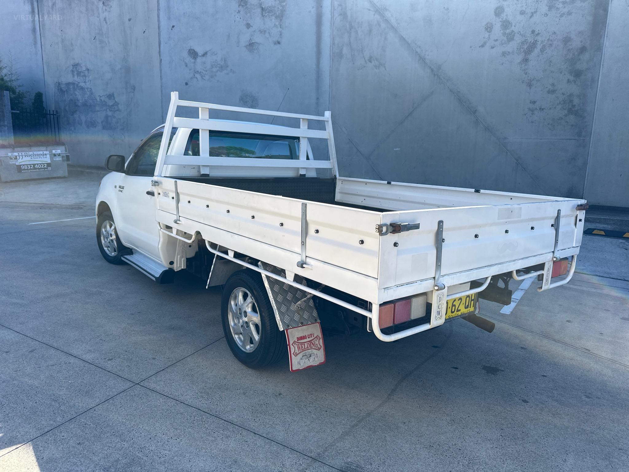 TOYOTA HILUX TGN16R MY07 WORKMATE CAB CHASSIS SINGLE CAB 2DR MAN 5SP, 4X2 1370KG 2.7I image 4