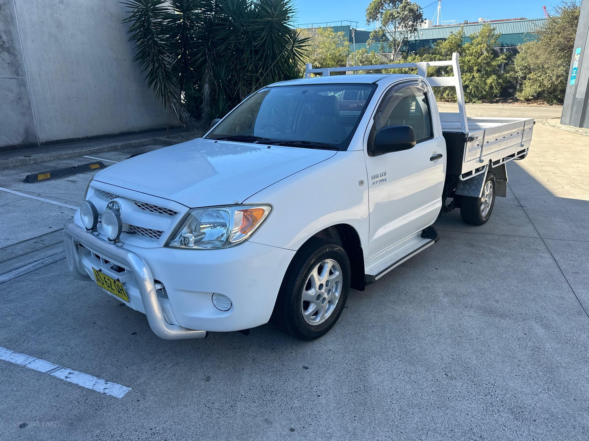 TOYOTA HILUX TGN16R MY07 WORKMATE CAB CHASSIS SINGLE CAB 2DR MAN 5SP, 4X2 1370KG 2.7I image 6