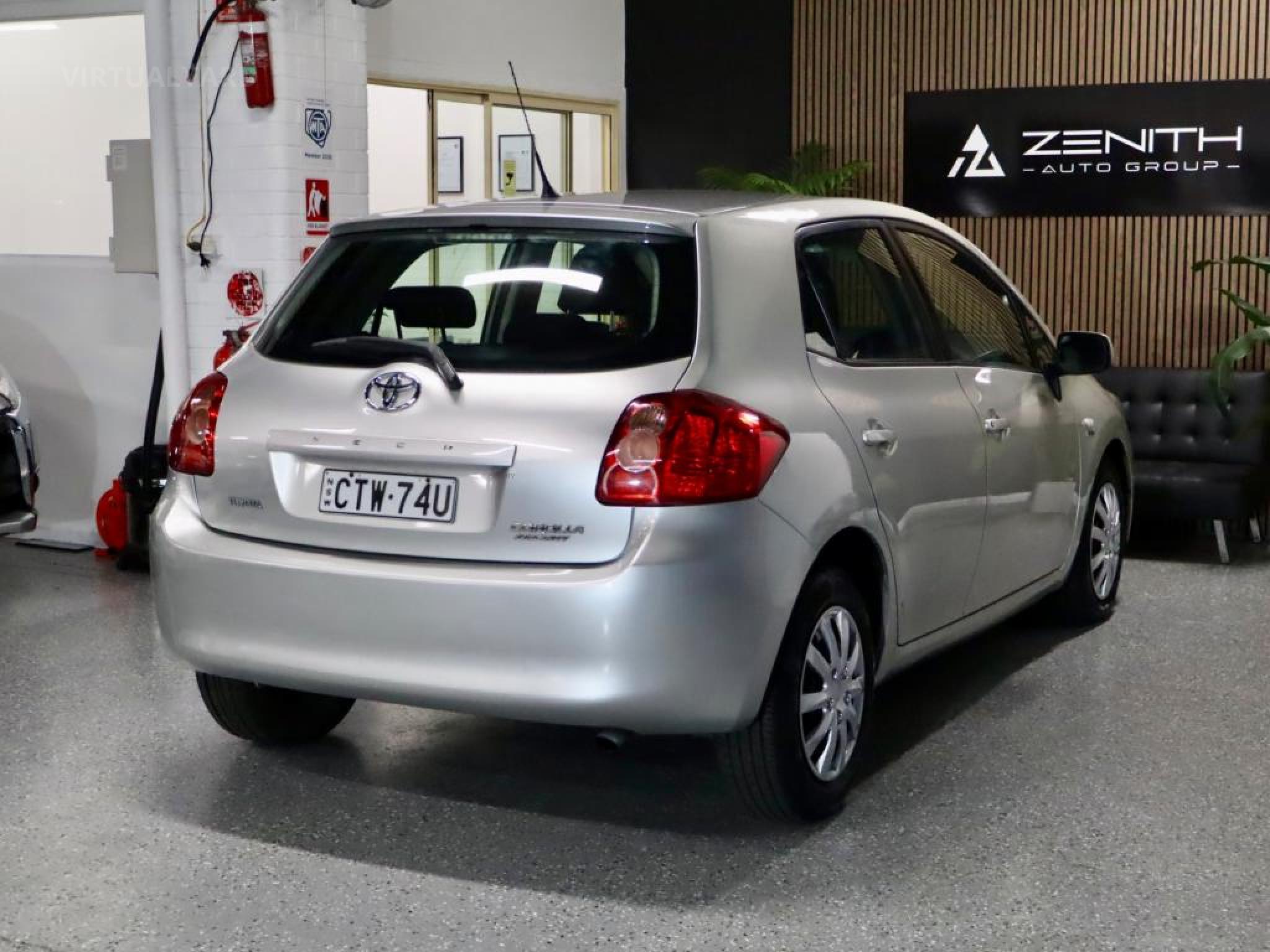 TOYOTA COROLLA