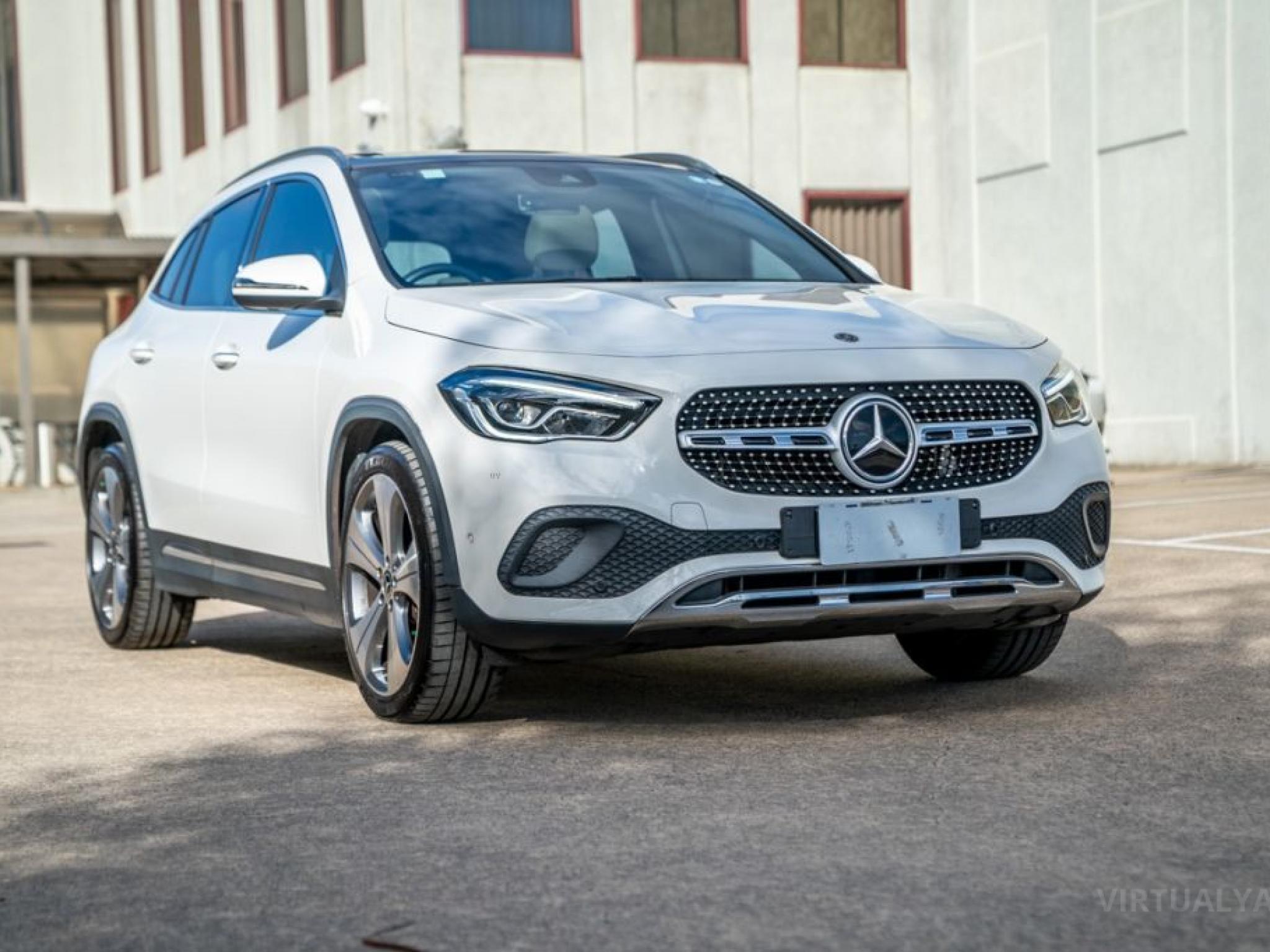MERCEDES-BENZ GLA