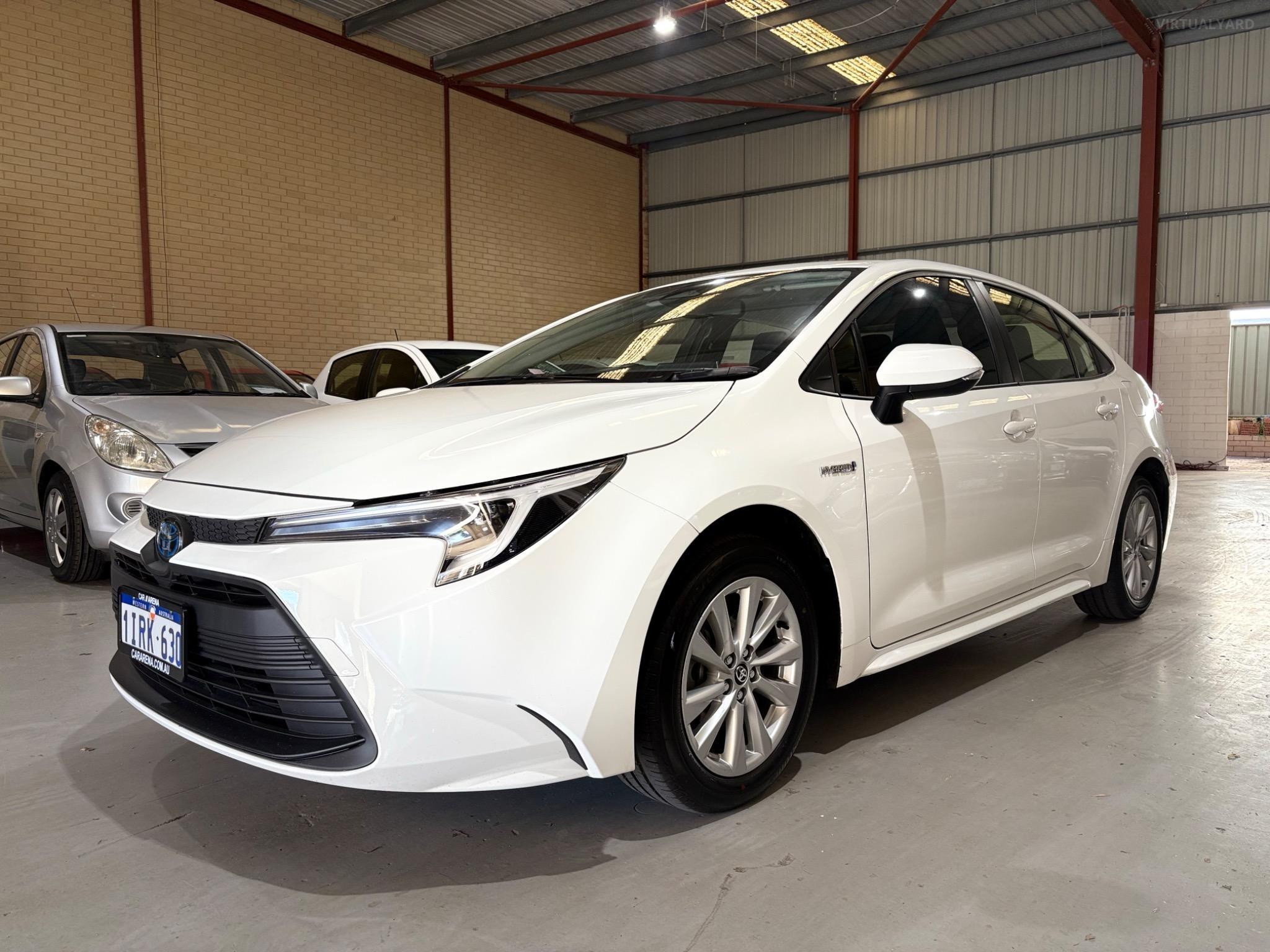 TOYOTA COROLLA