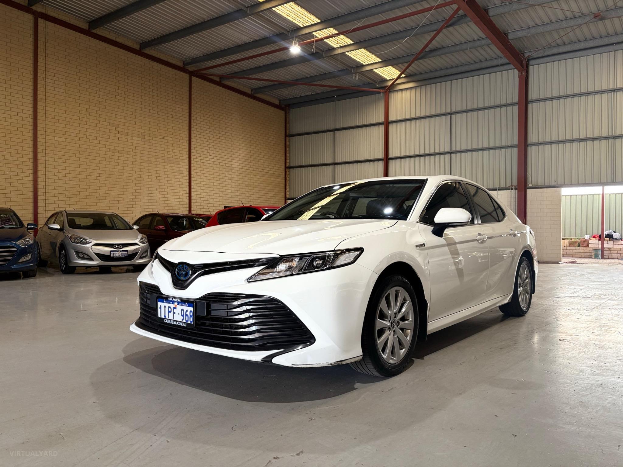TOYOTA CAMRY