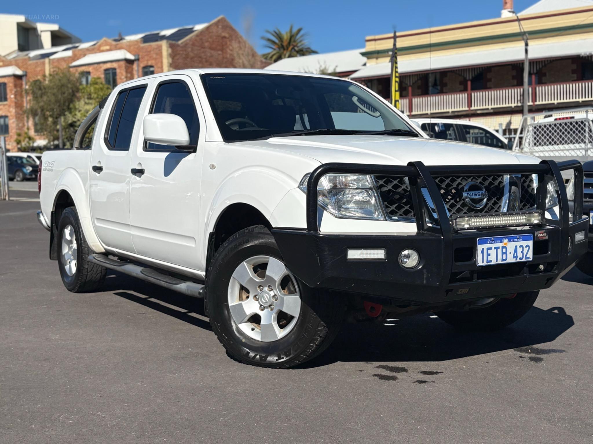 NISSAN NAVARA