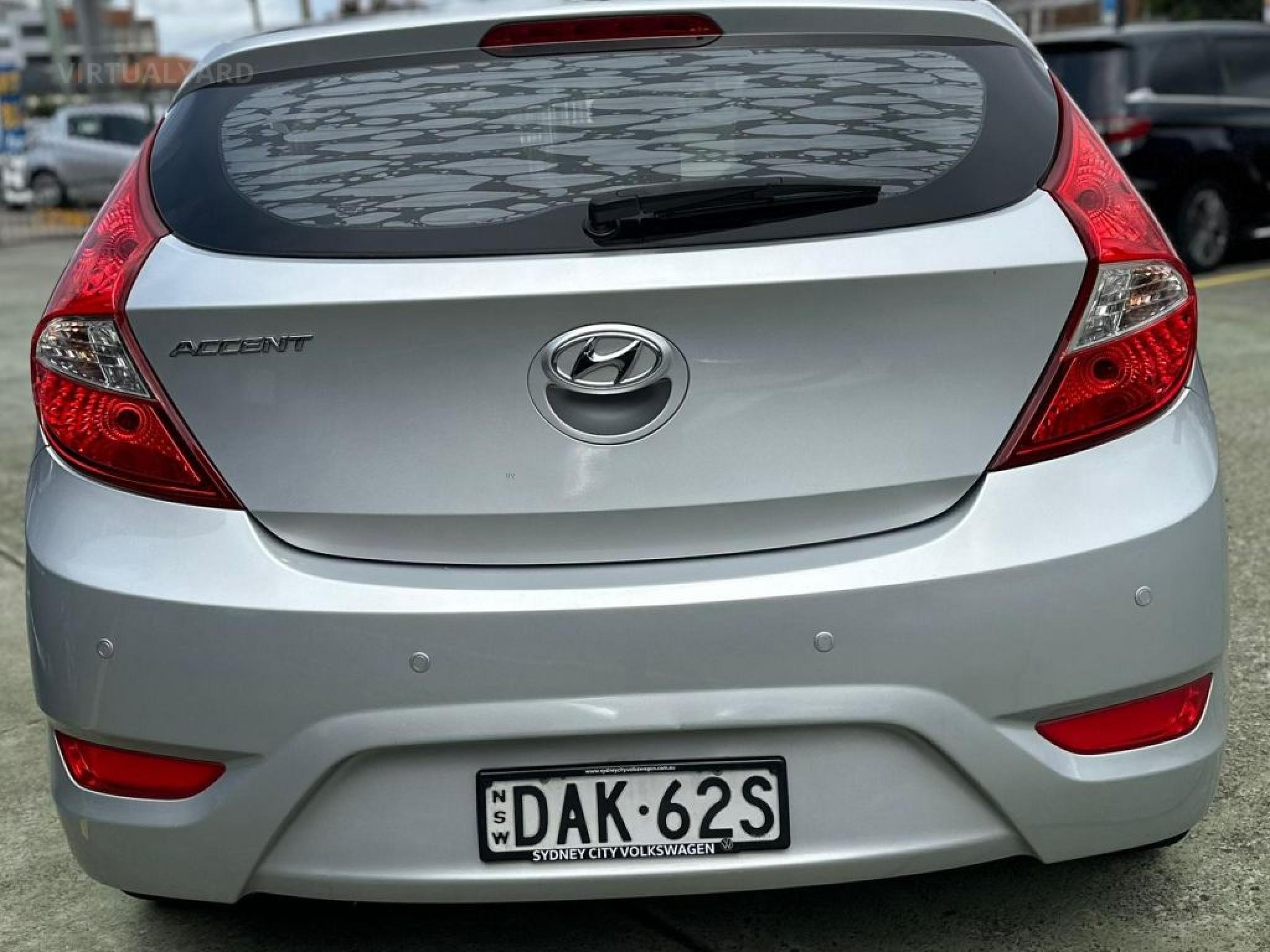 HYUNDAI ACCENT