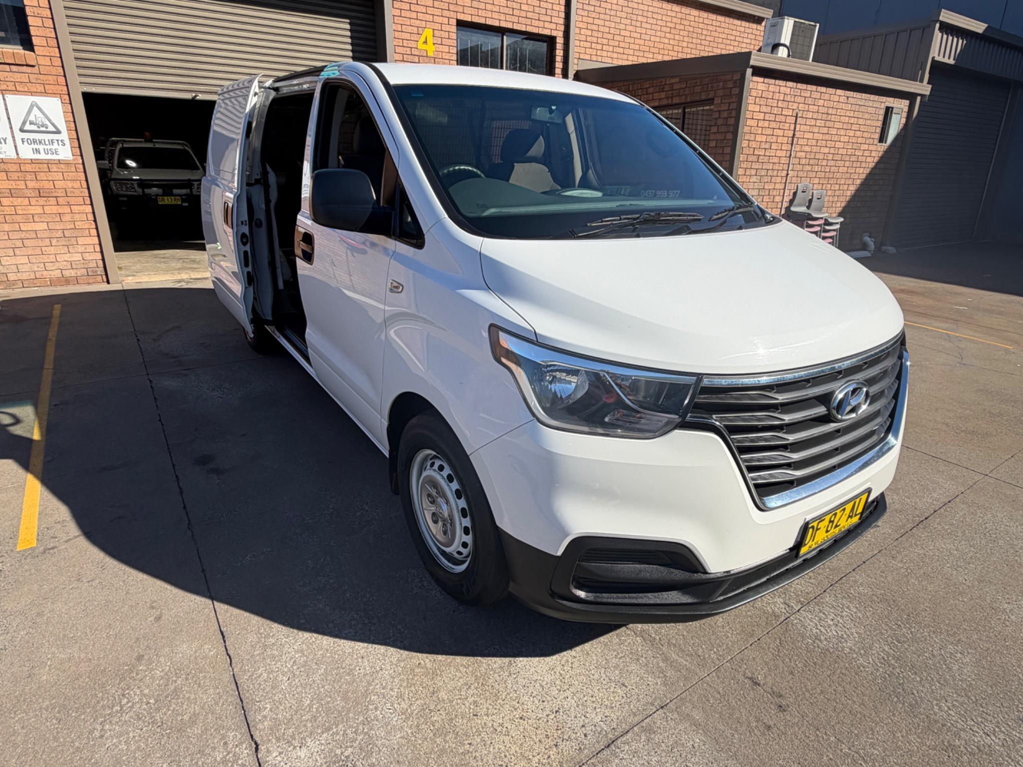 HYUNDAI iLOAD