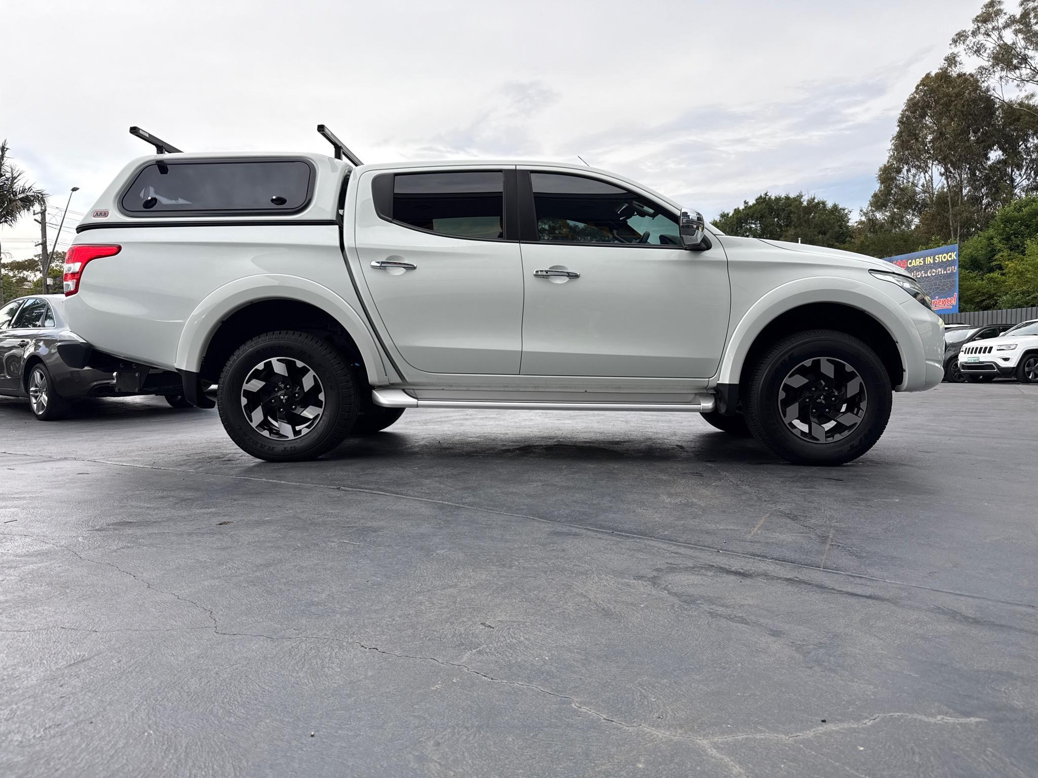 Mitsubishi Triton