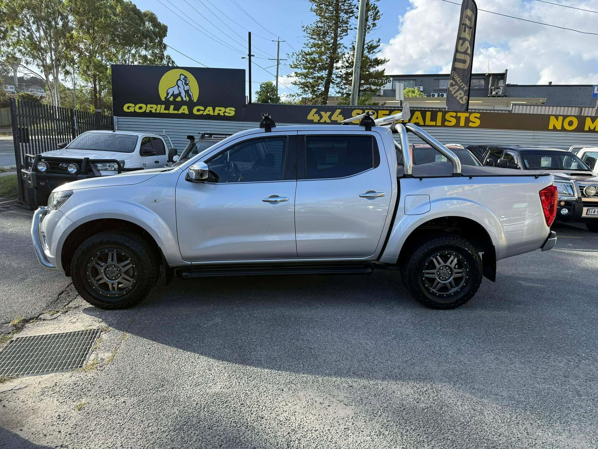 NISSAN NAVARA
