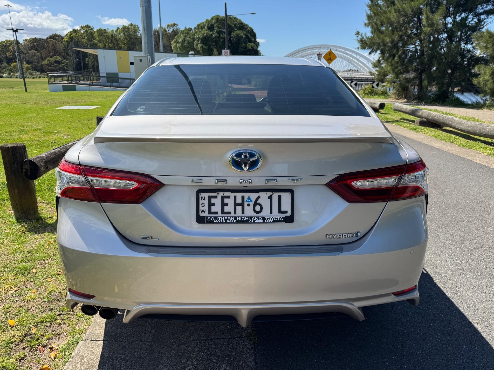 TOYOTA CAMRY