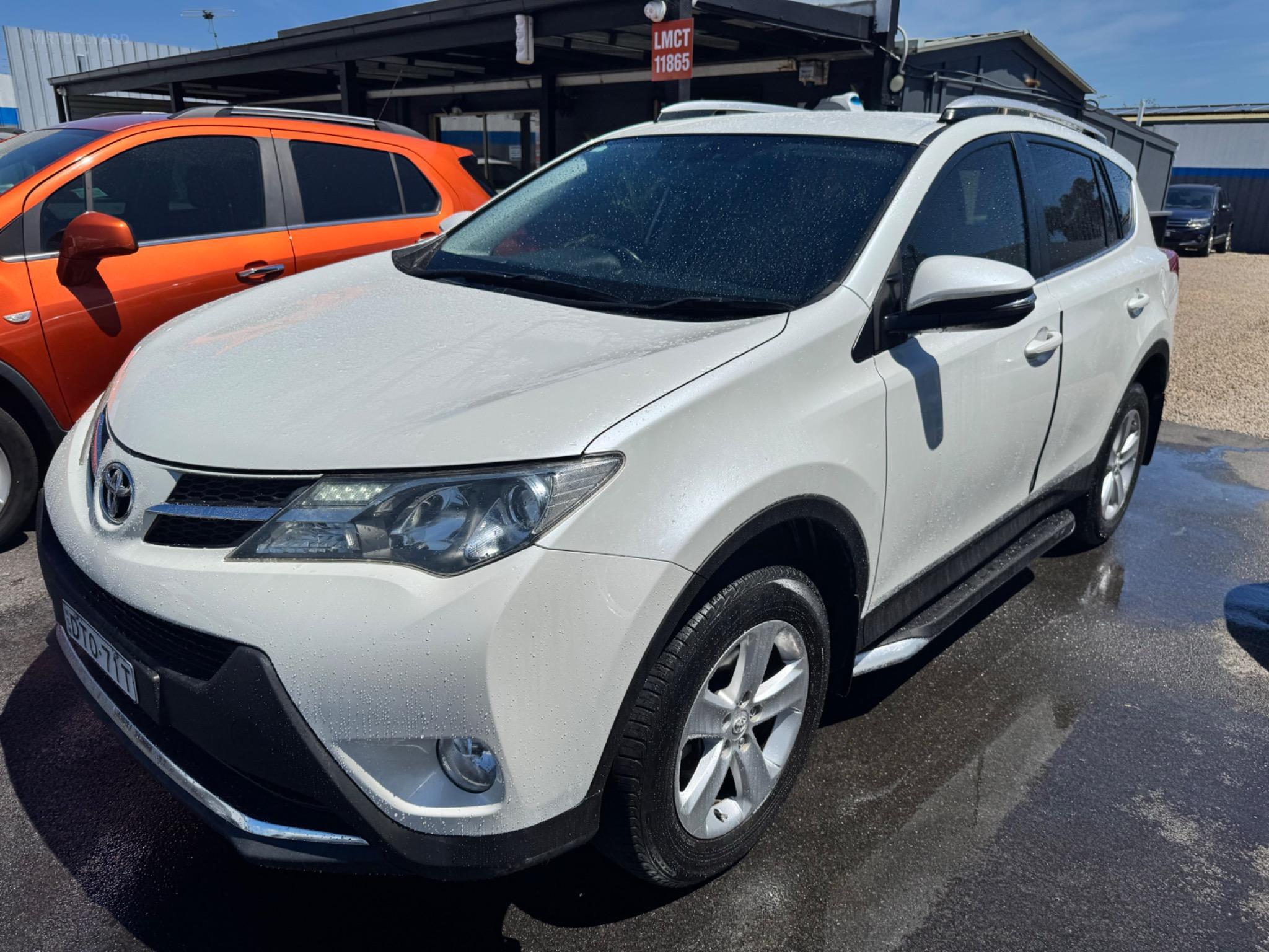 TOYOTA RAV4