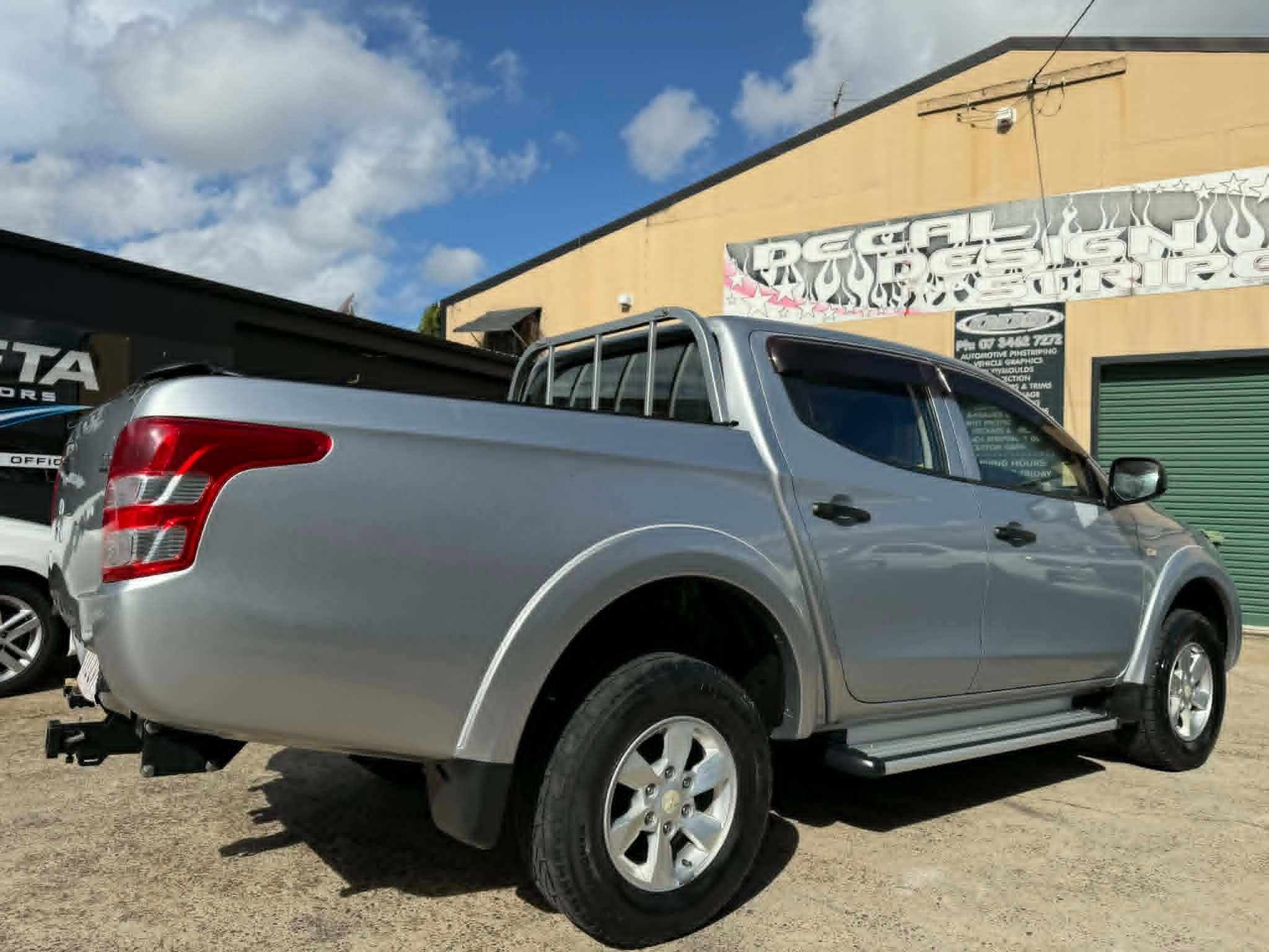 MITSUBISHI TRITON