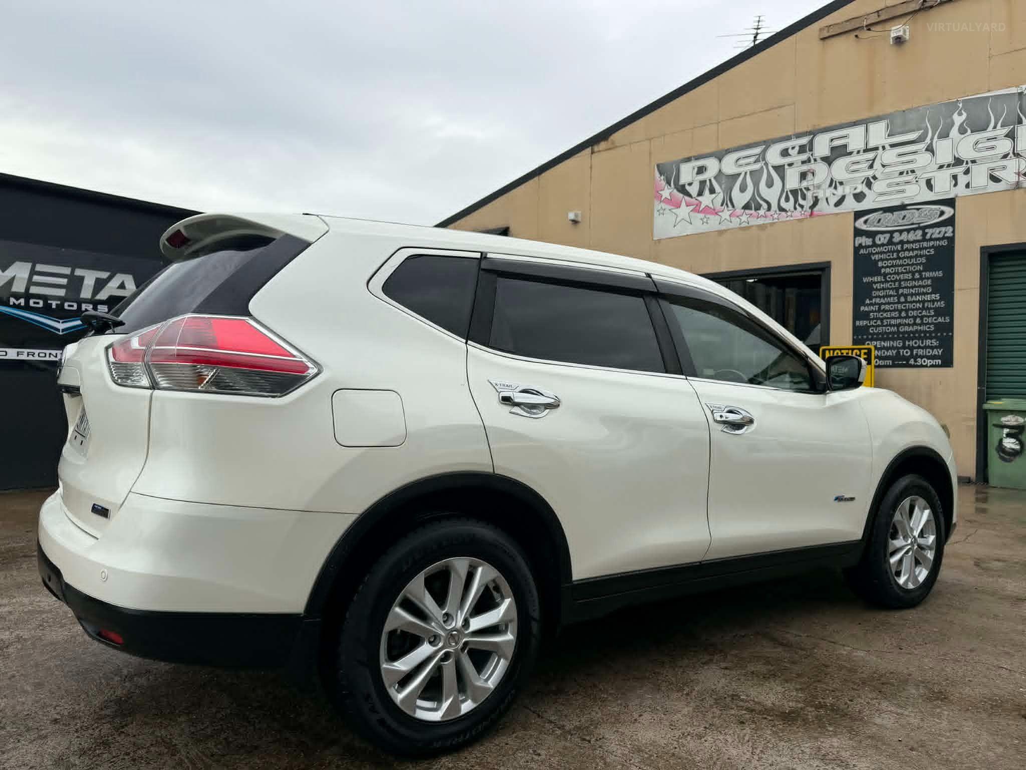 NISSAN X-TRAIL