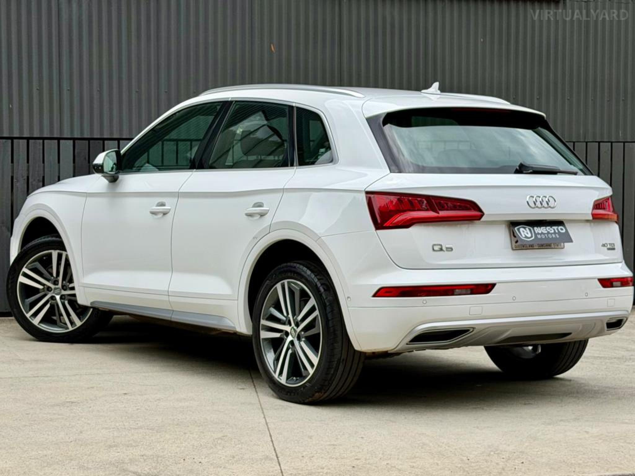 AUDI Q5