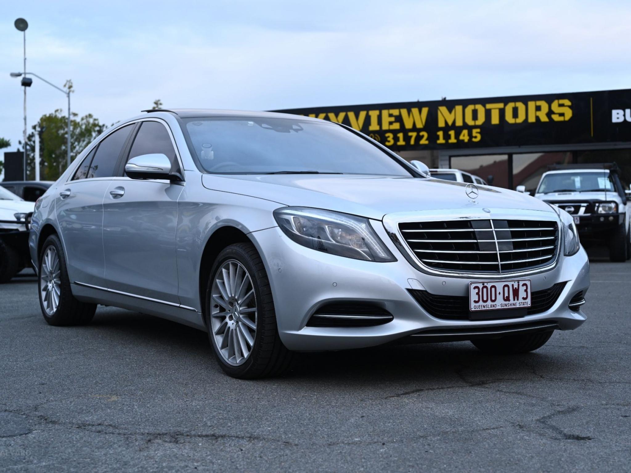Mercedes-Benz S400