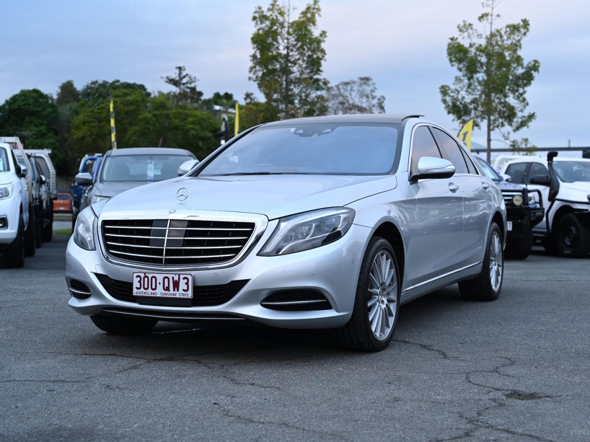 Mercedes-Benz S400