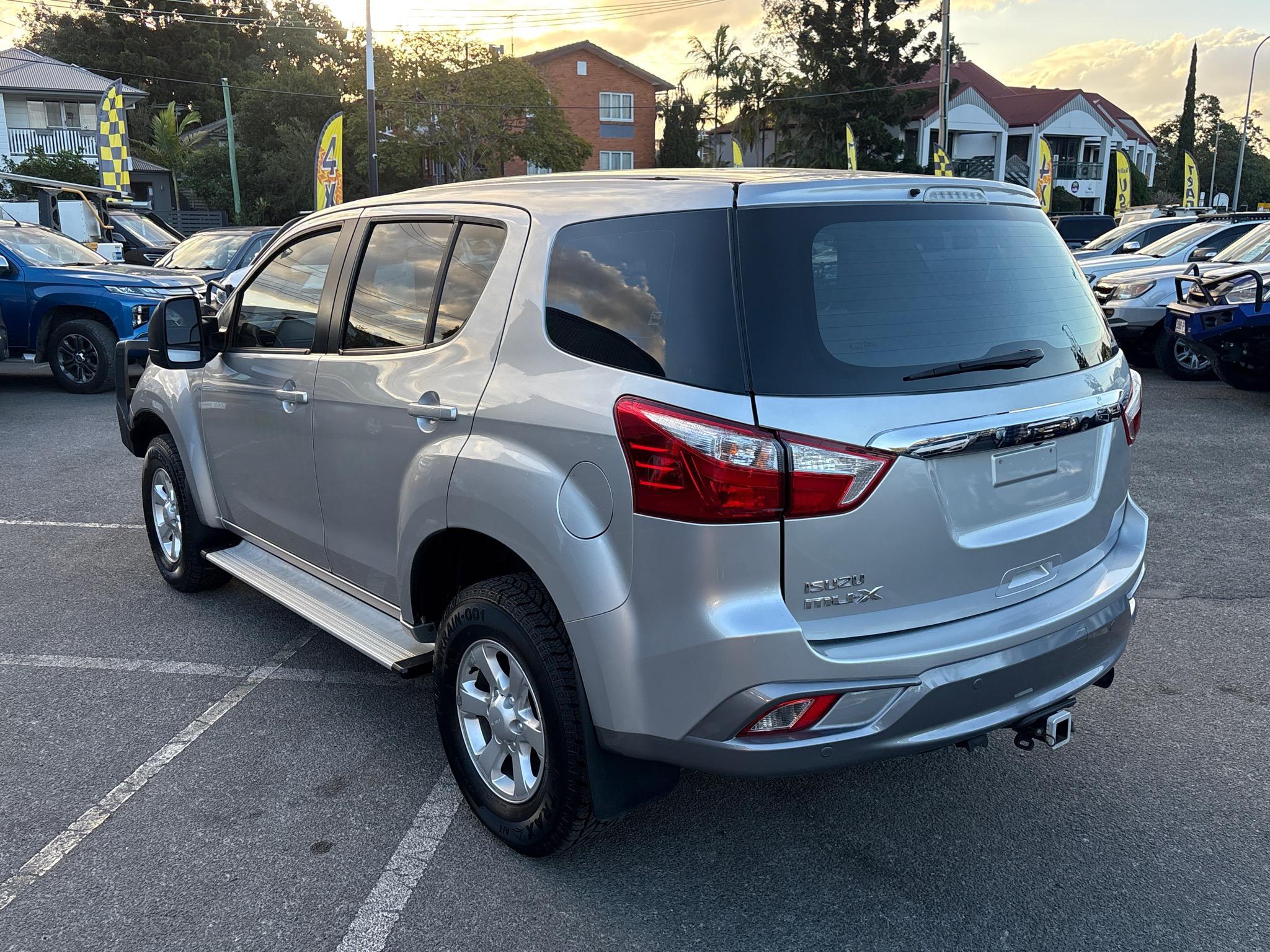 Isuzu MU-X
