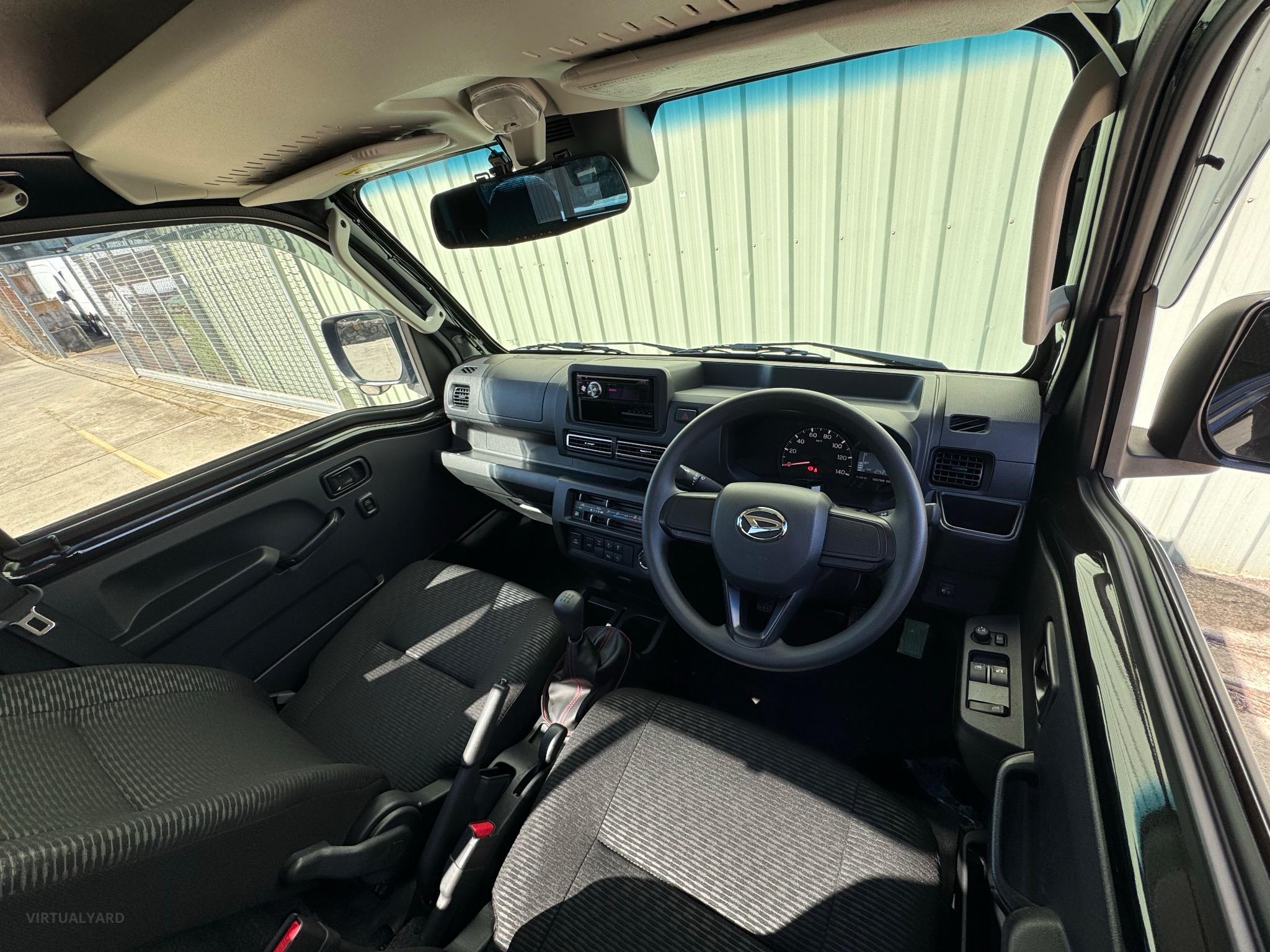 DAIHATSU HI-JET
