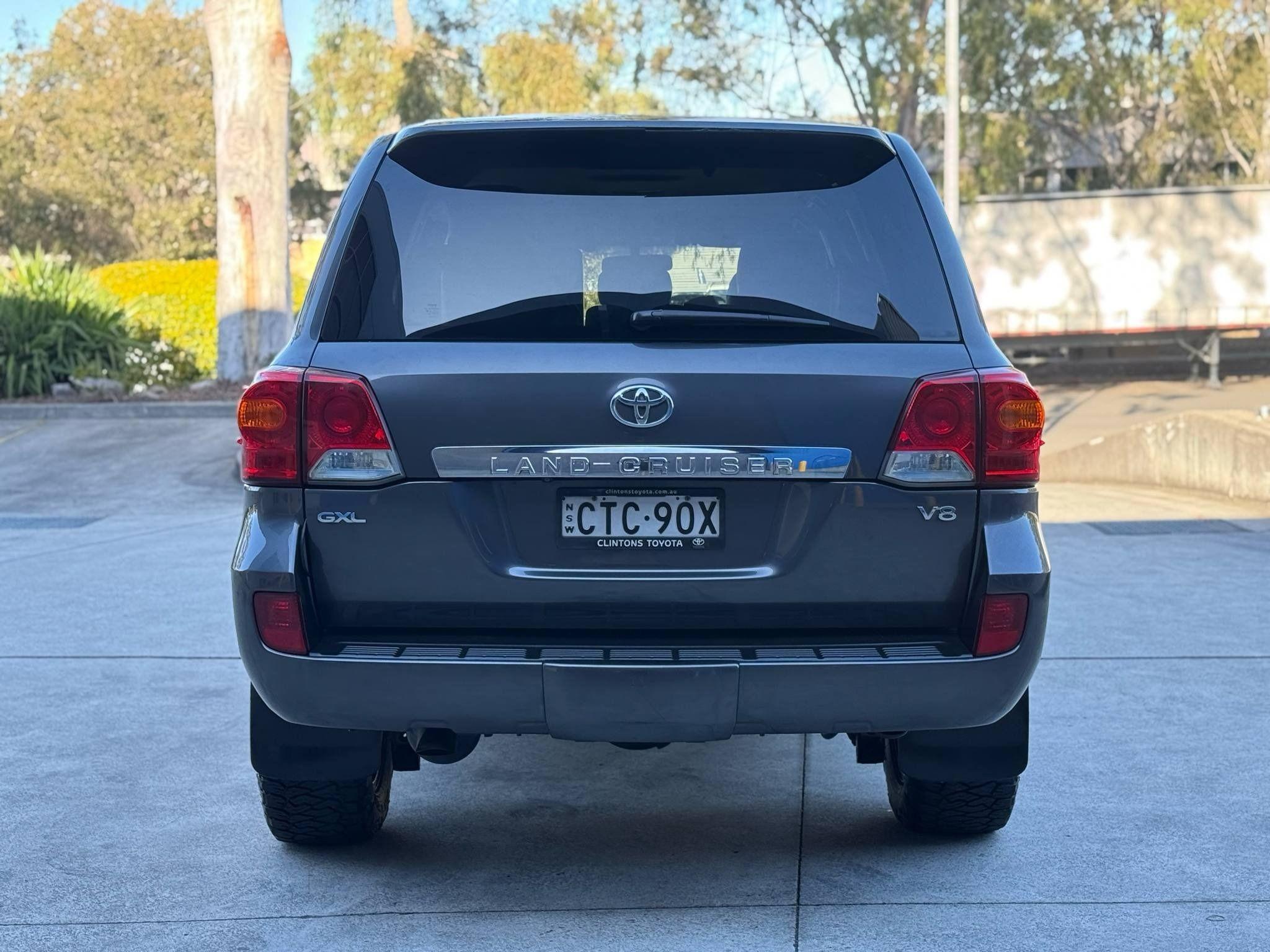 TOYOTA LANDCRUISER