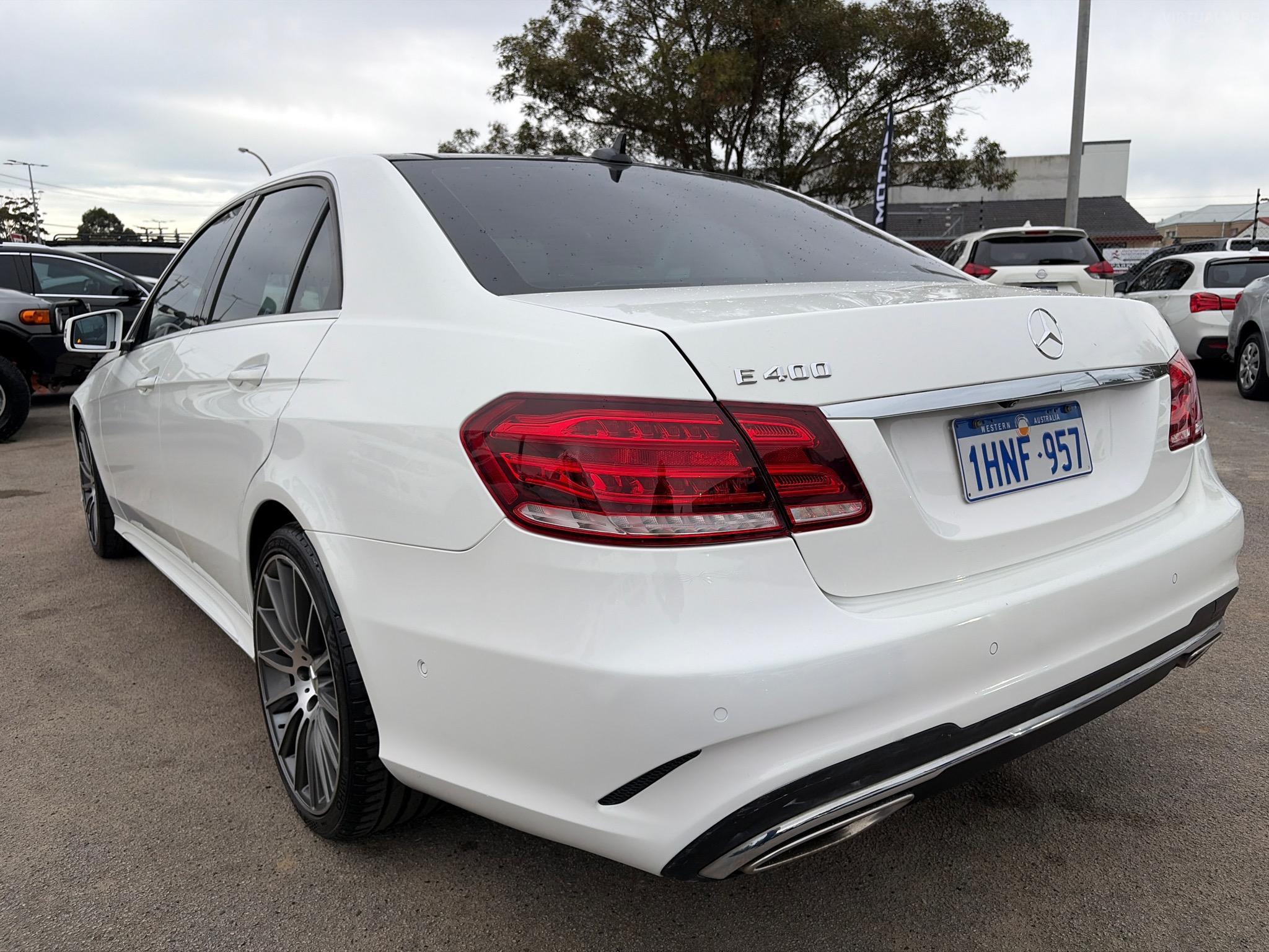 MERCEDES-BENZ E400